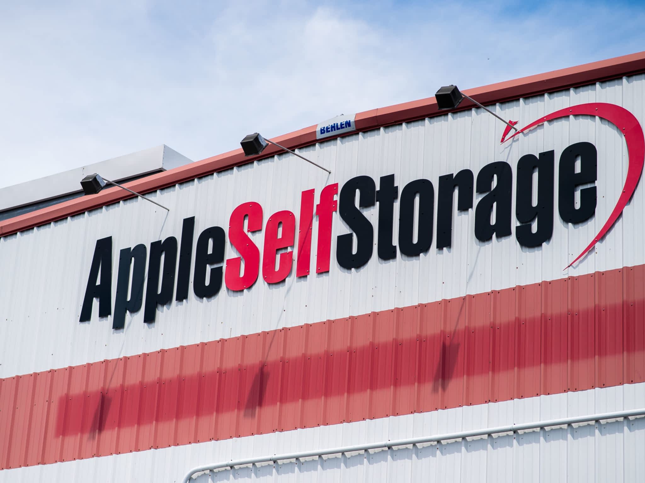 photo Apple Self Storage - Dartmouth