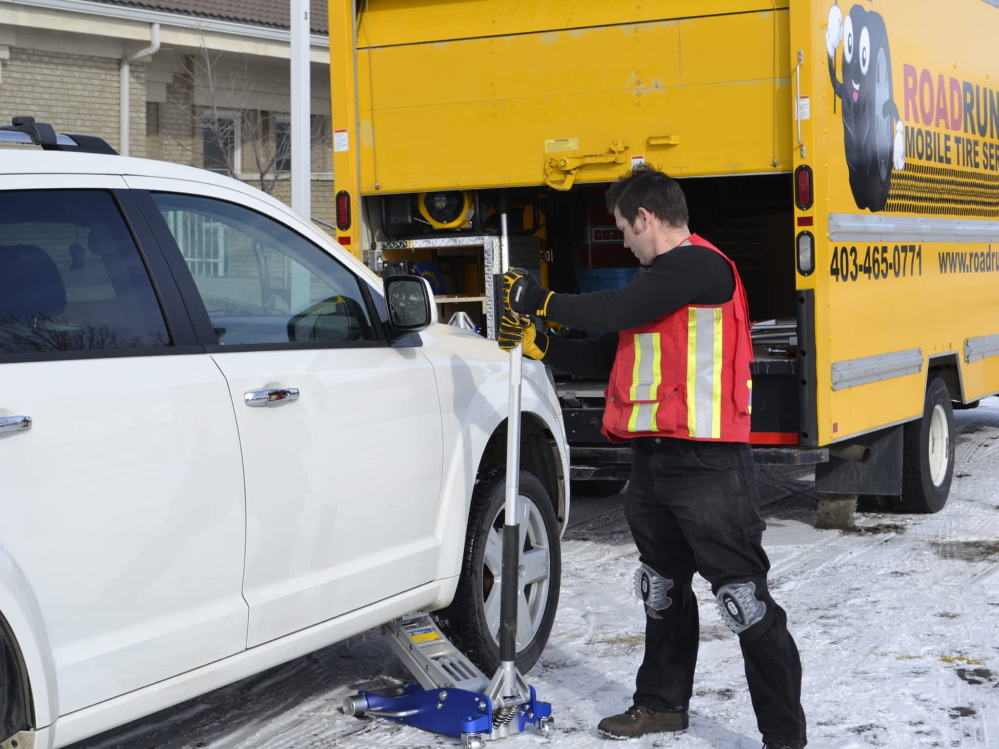 photo Road Runner Mobile Tire Service Ltd