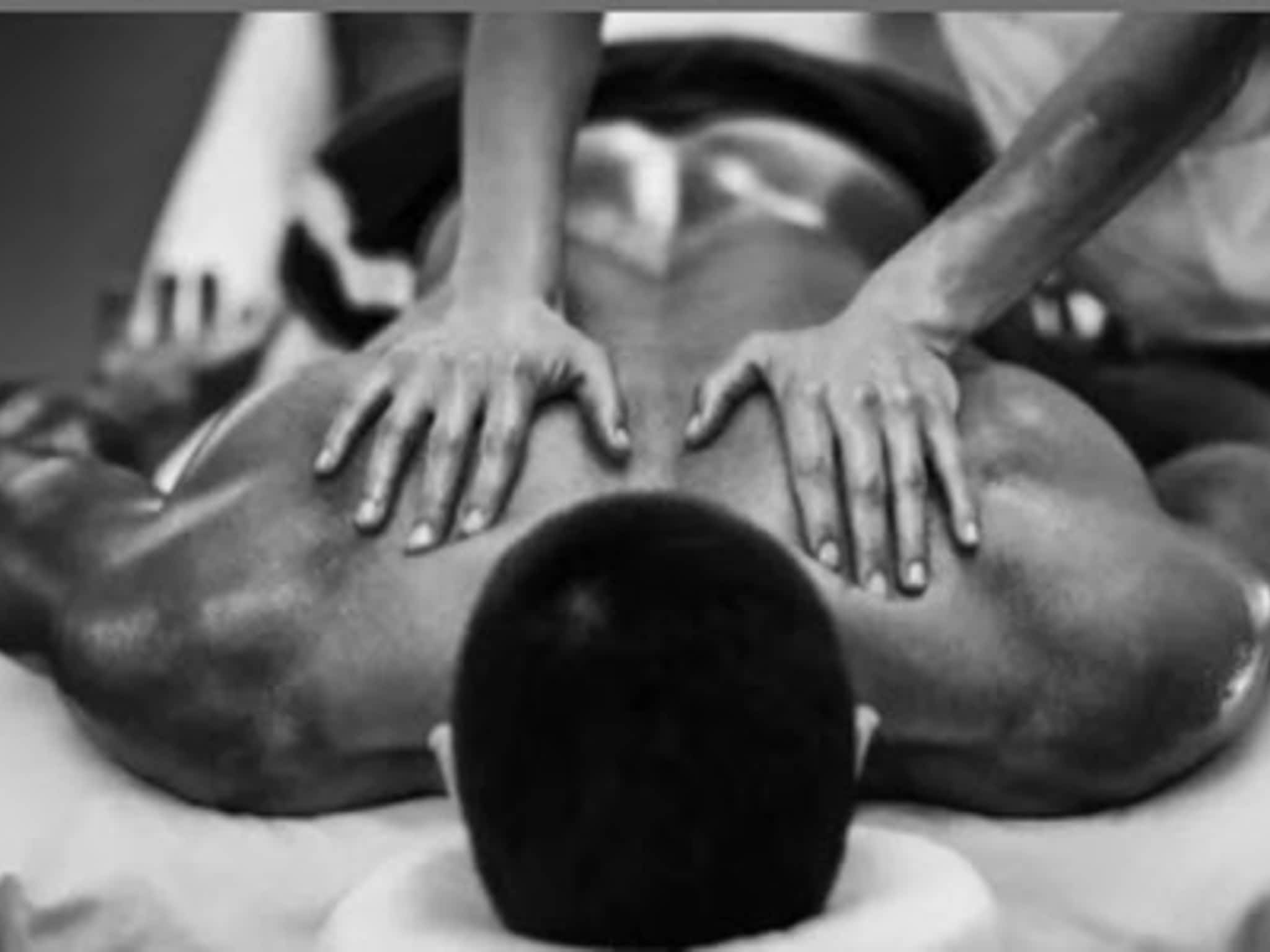 photo Midtown Massage & Wellness Centre