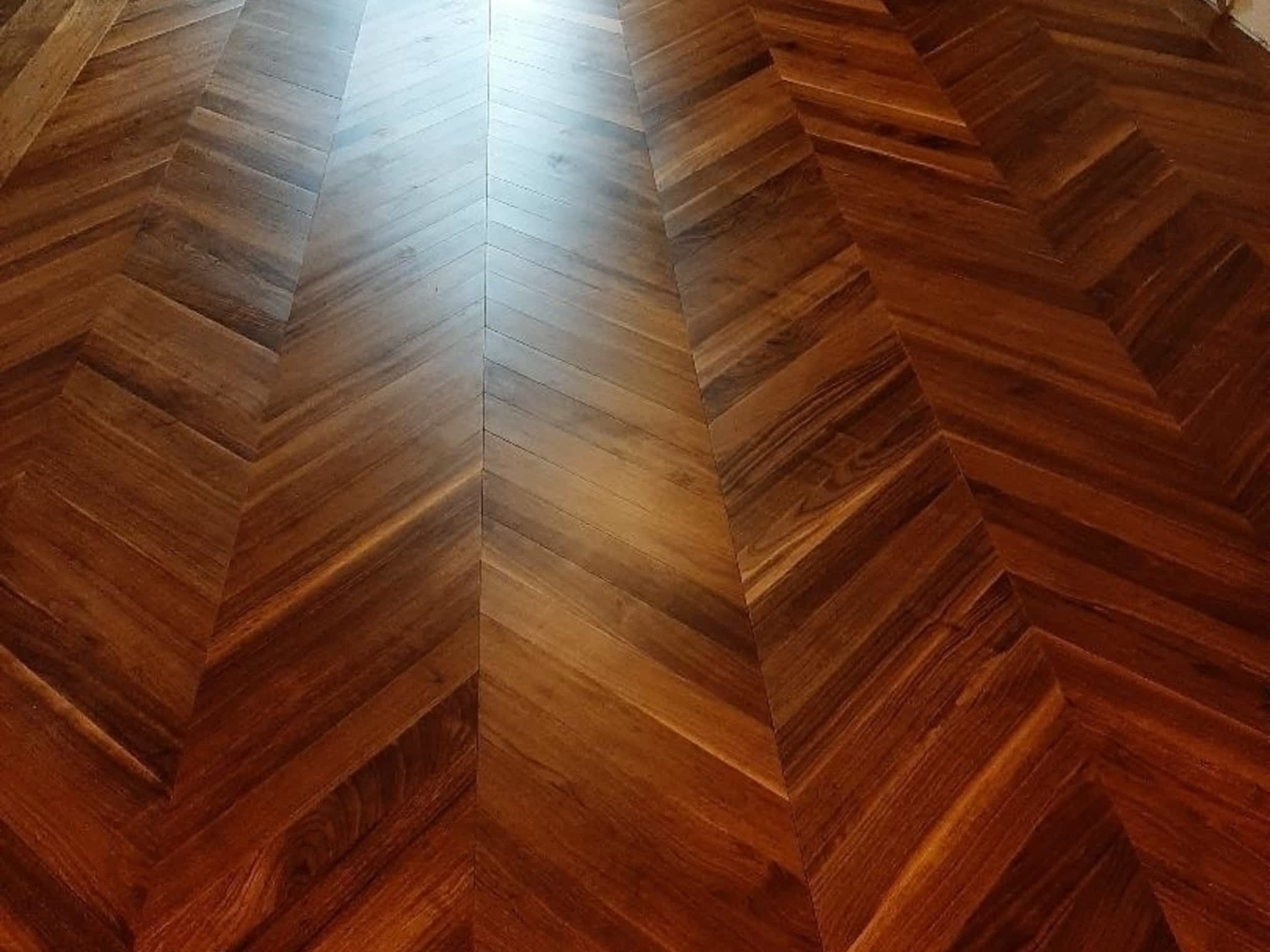 photo Exclusive Hardwood Flooring Ltd