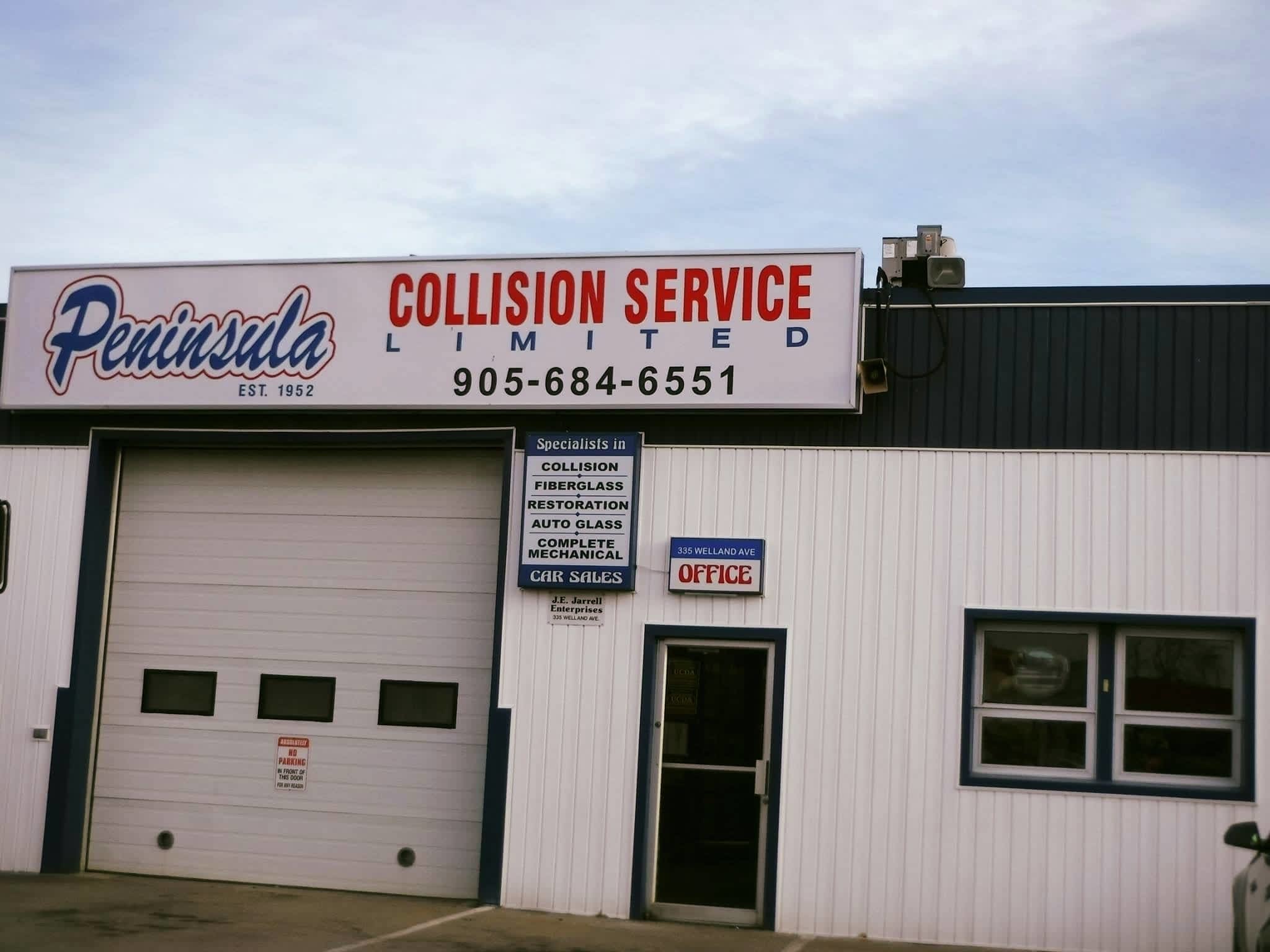 photo Peninsula Collision Service Ltd