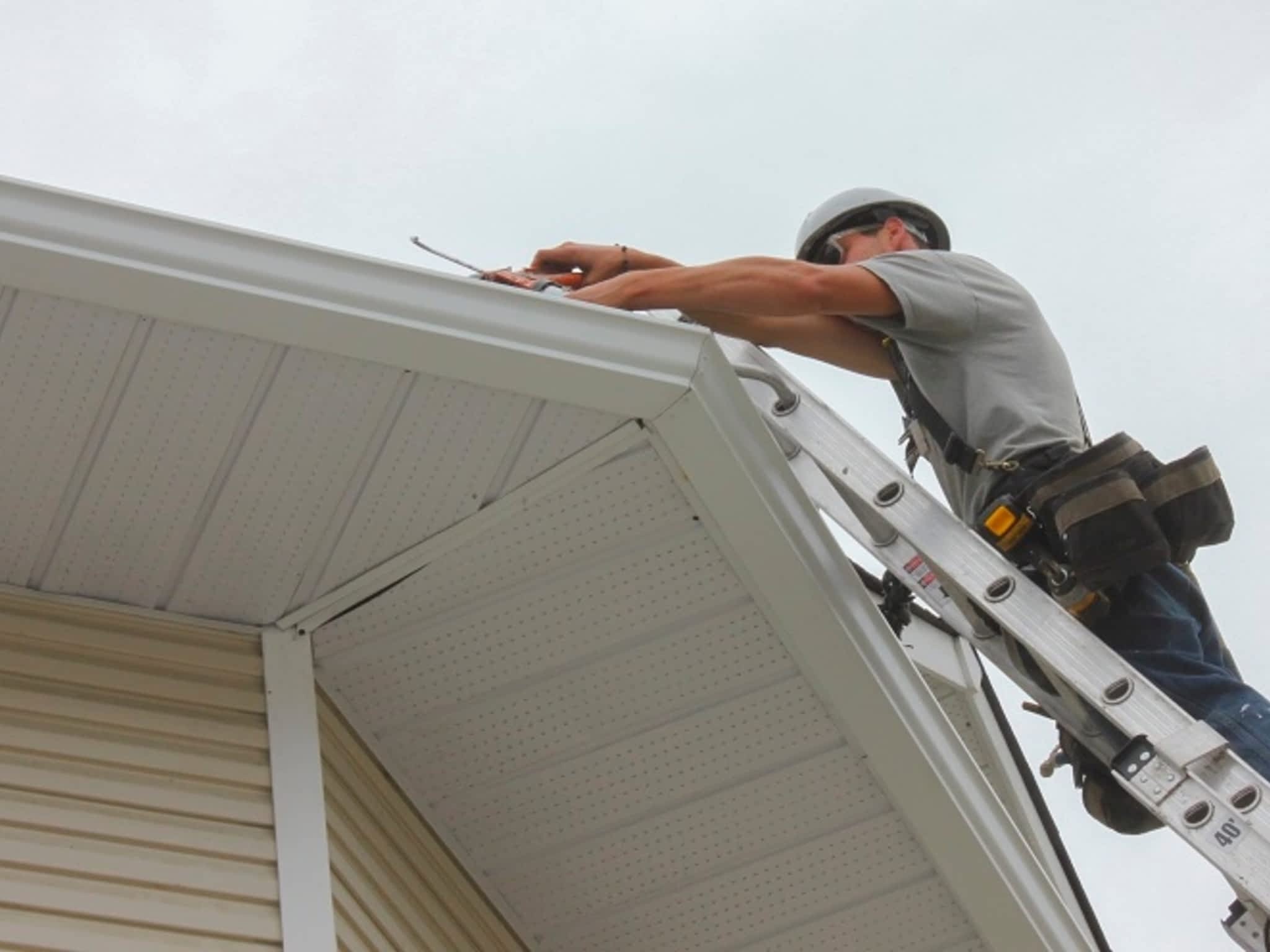 photo Vancouver Island Gutter