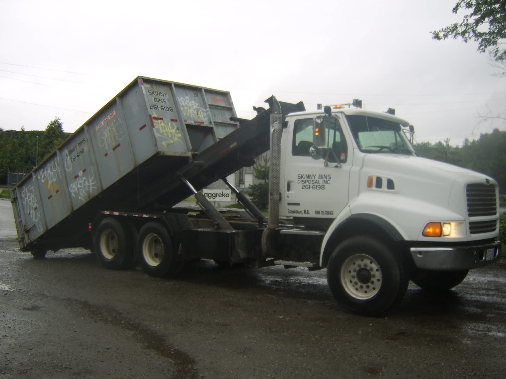 photo Skinny Bins Disposal