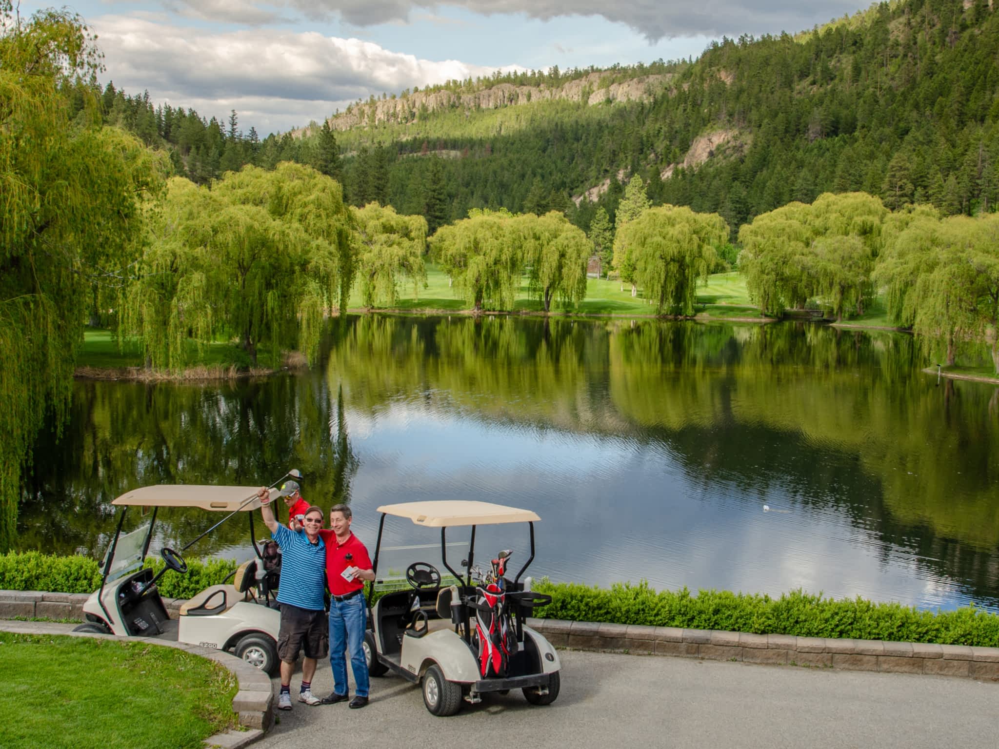 photo St Andrews By-The-Lake Golf Club