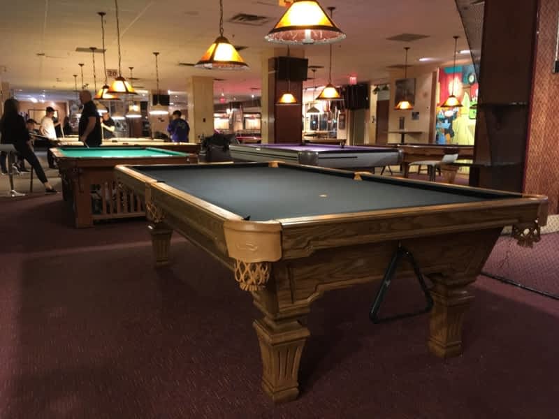 Peacock Billiards Ltd & James Joyce Bistro Victoria, BC C1175