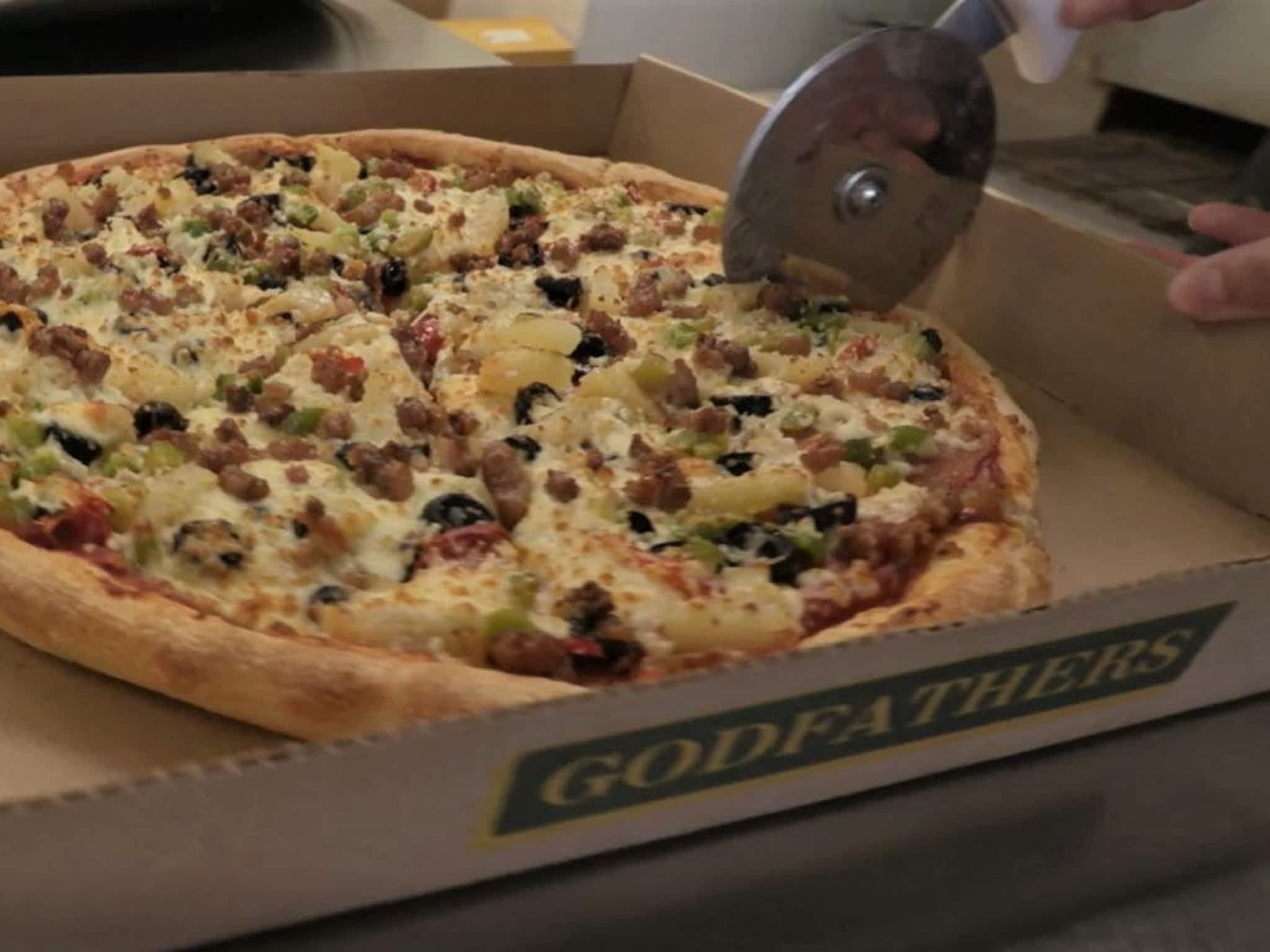 photo Godfathers Pizza - Waterford