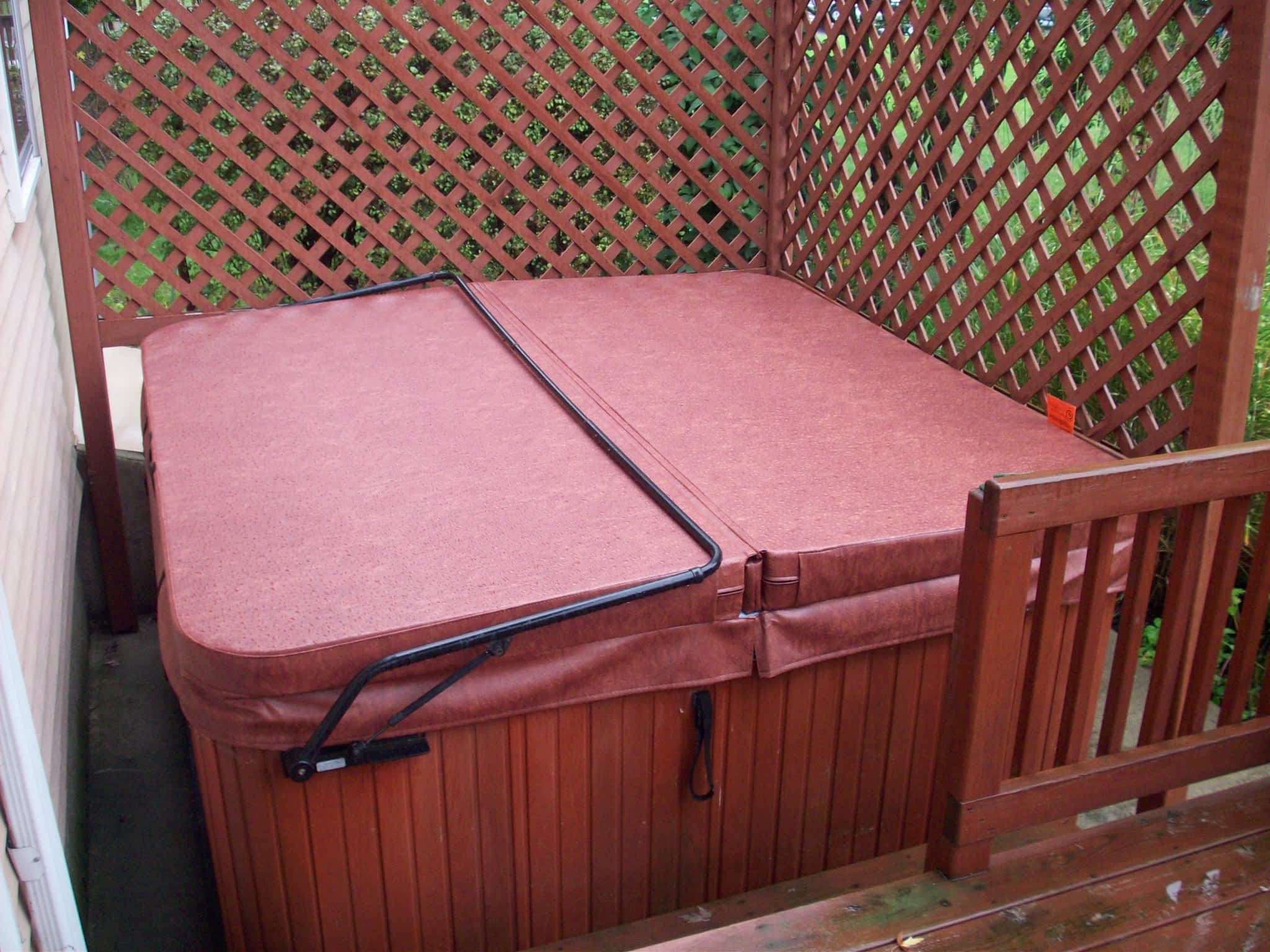 photo Hot Tub Cover Manufacturers (J&M Upholstery)
