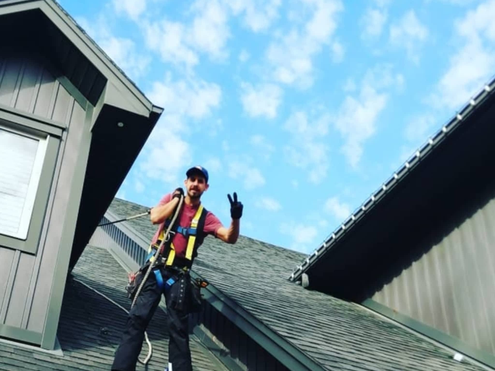 photo DJ's Home Maintenance