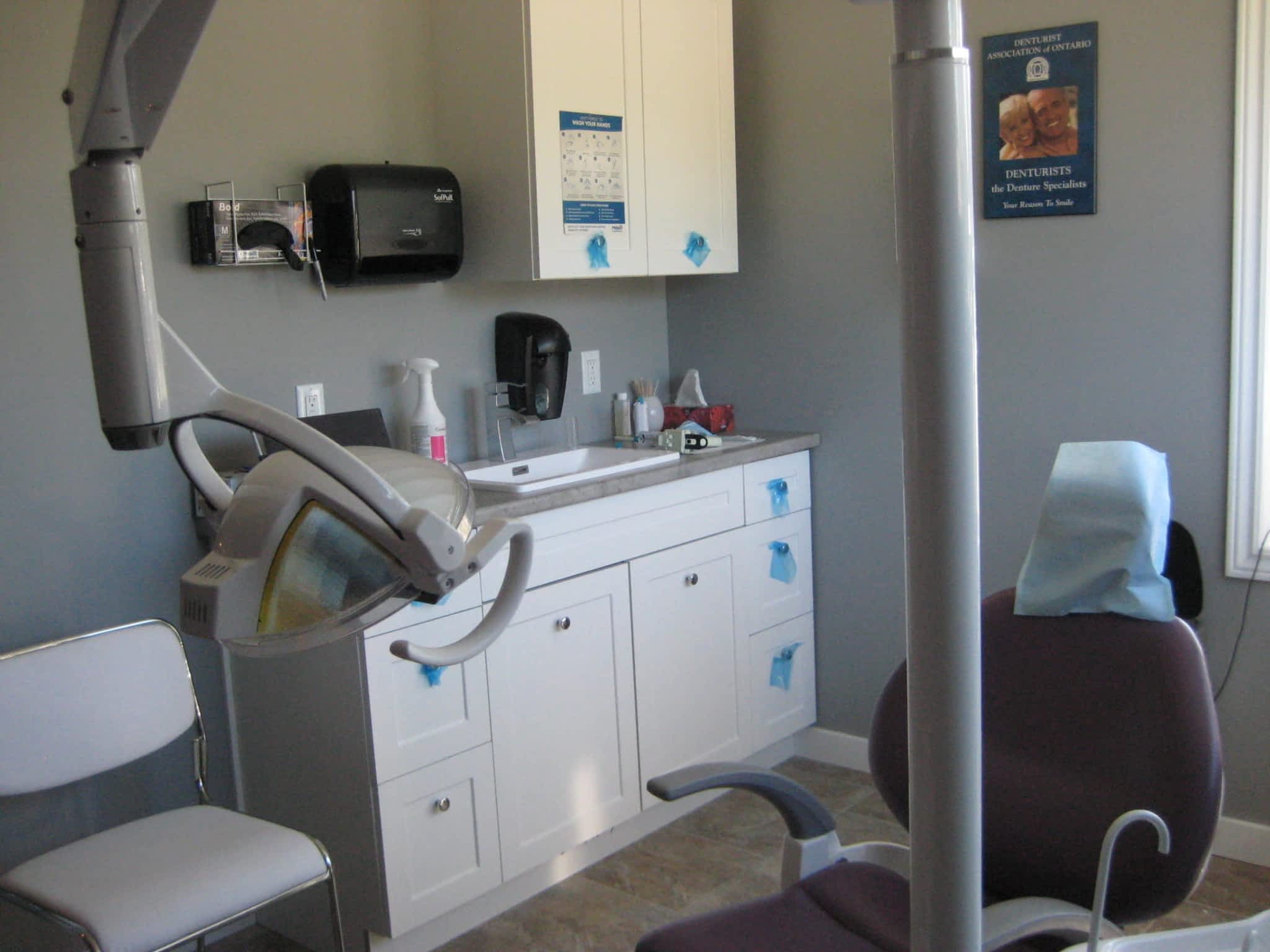 photo Goderich Dentture Clinic