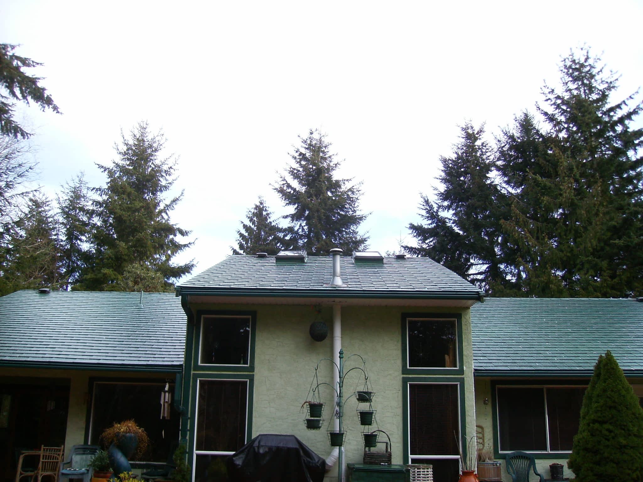 photo Canwest Roofing