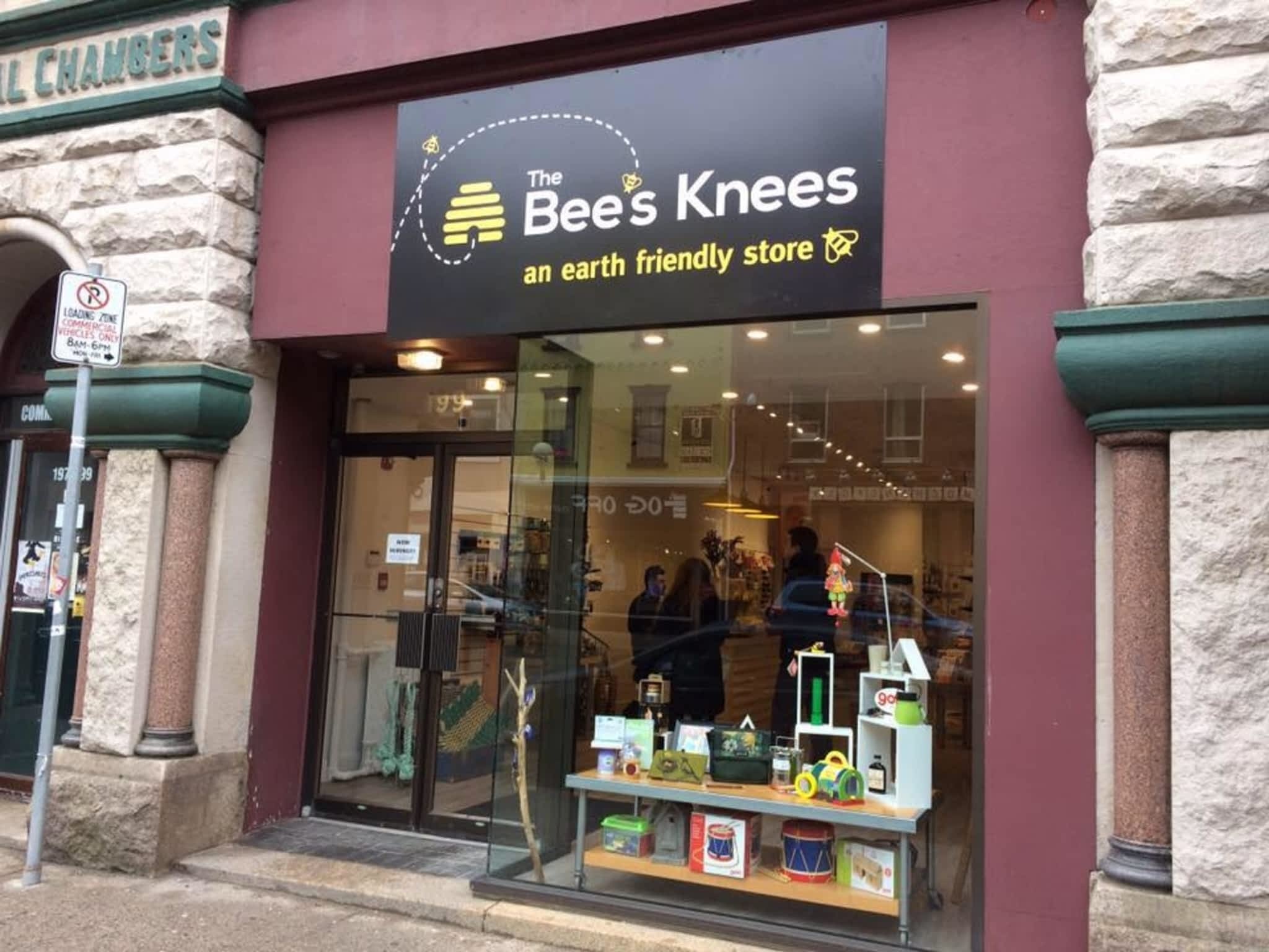 photo The Bee's Knees