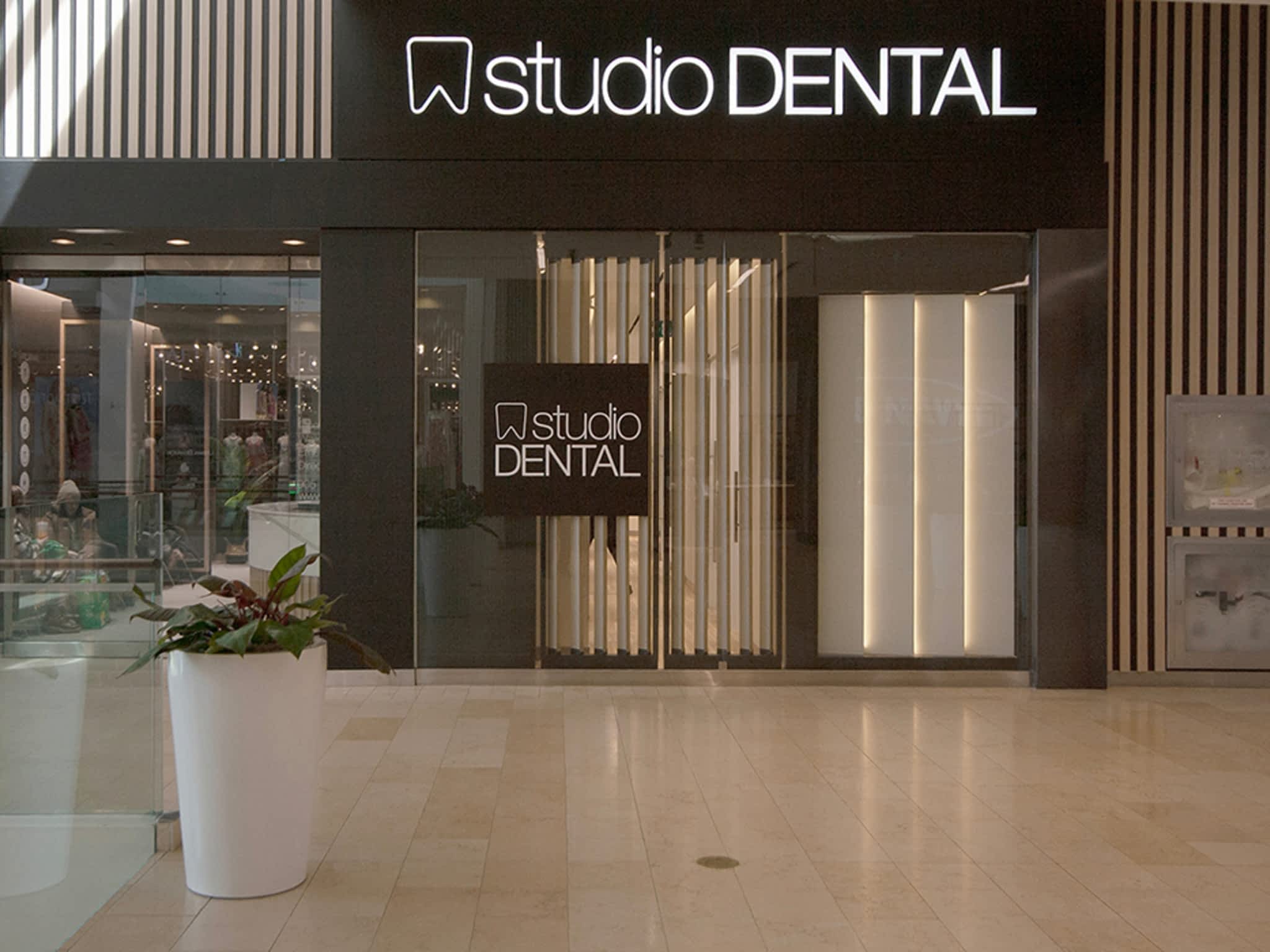 photo Studio Dental @ Square One