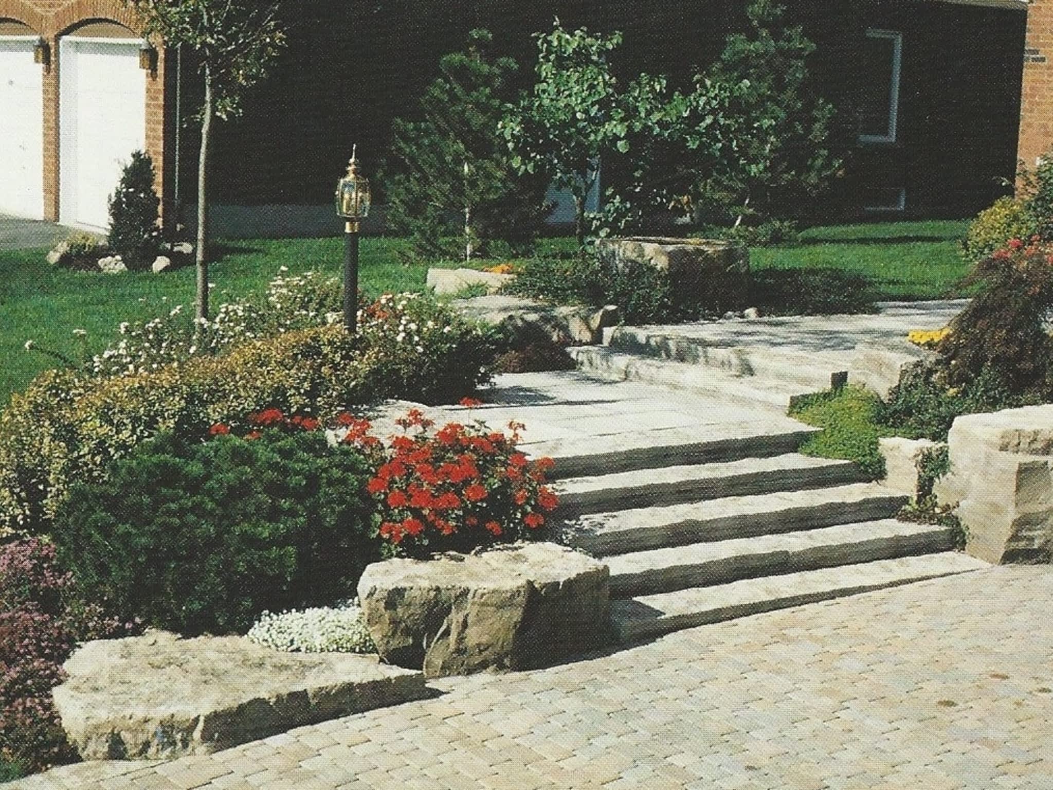 photo White's Landscaping and Sodding