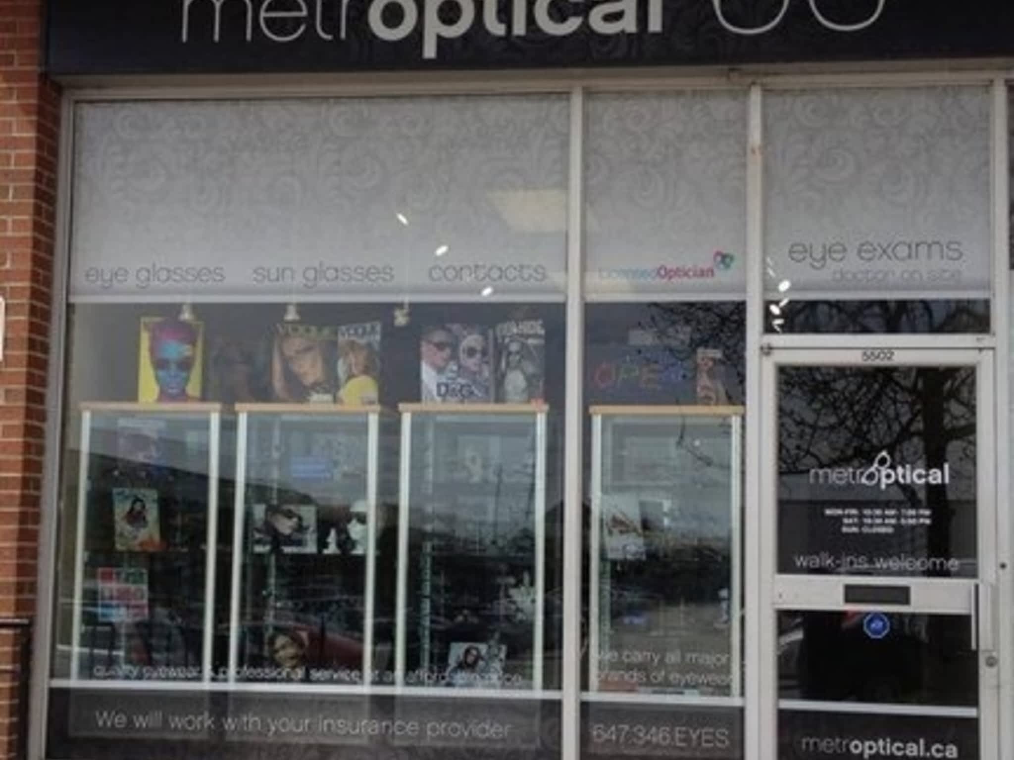 photo Metroptical Inc - Opticians & Optometrists