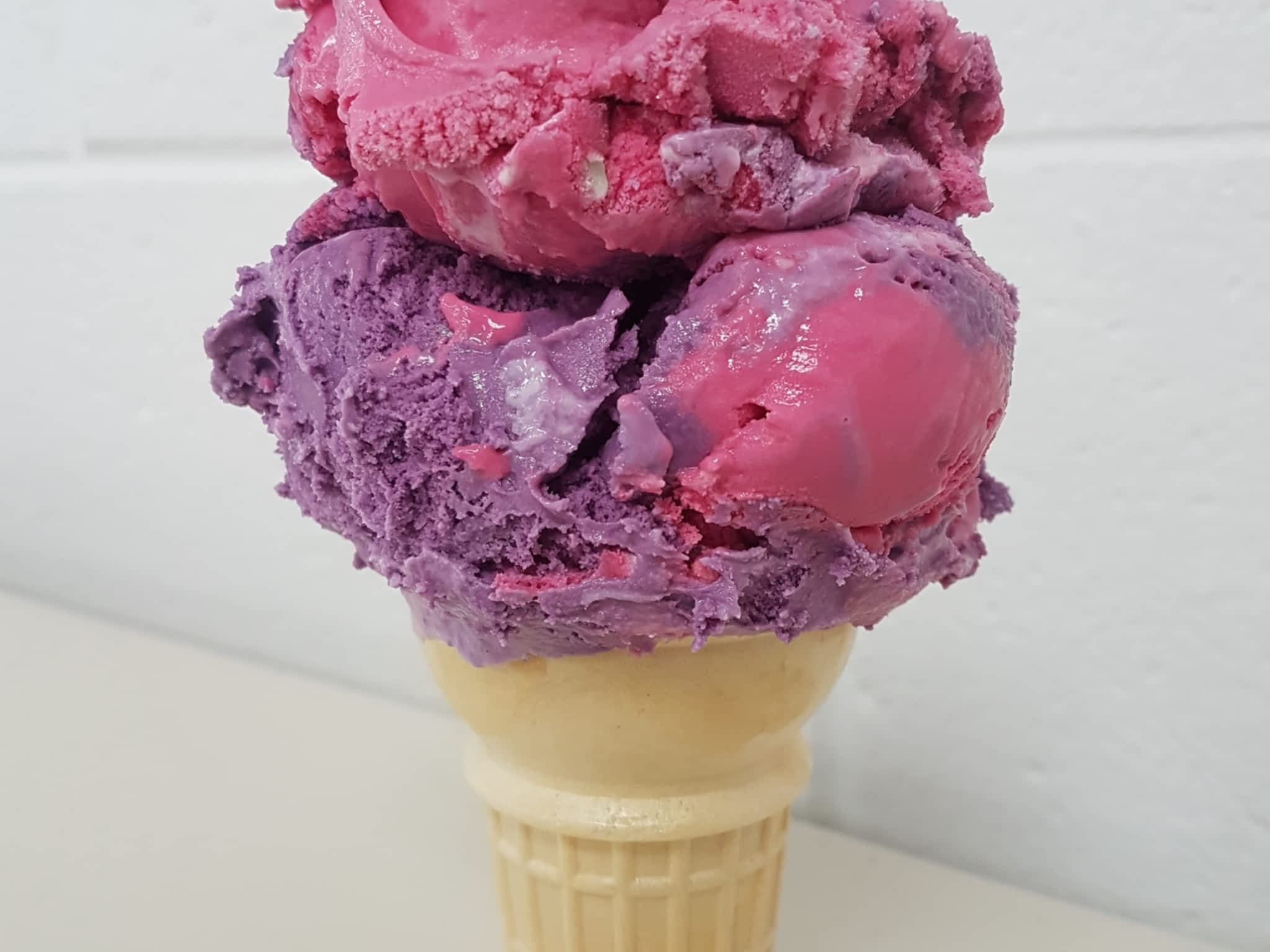 photo Lori's Corner Store Ltd