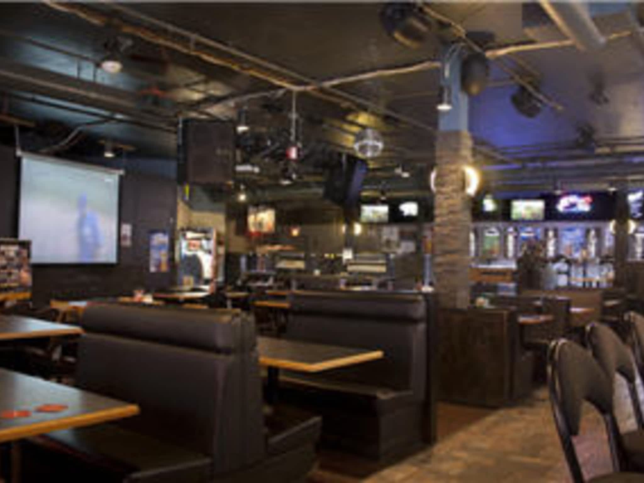photo O2's Tap House & Grill Ltd