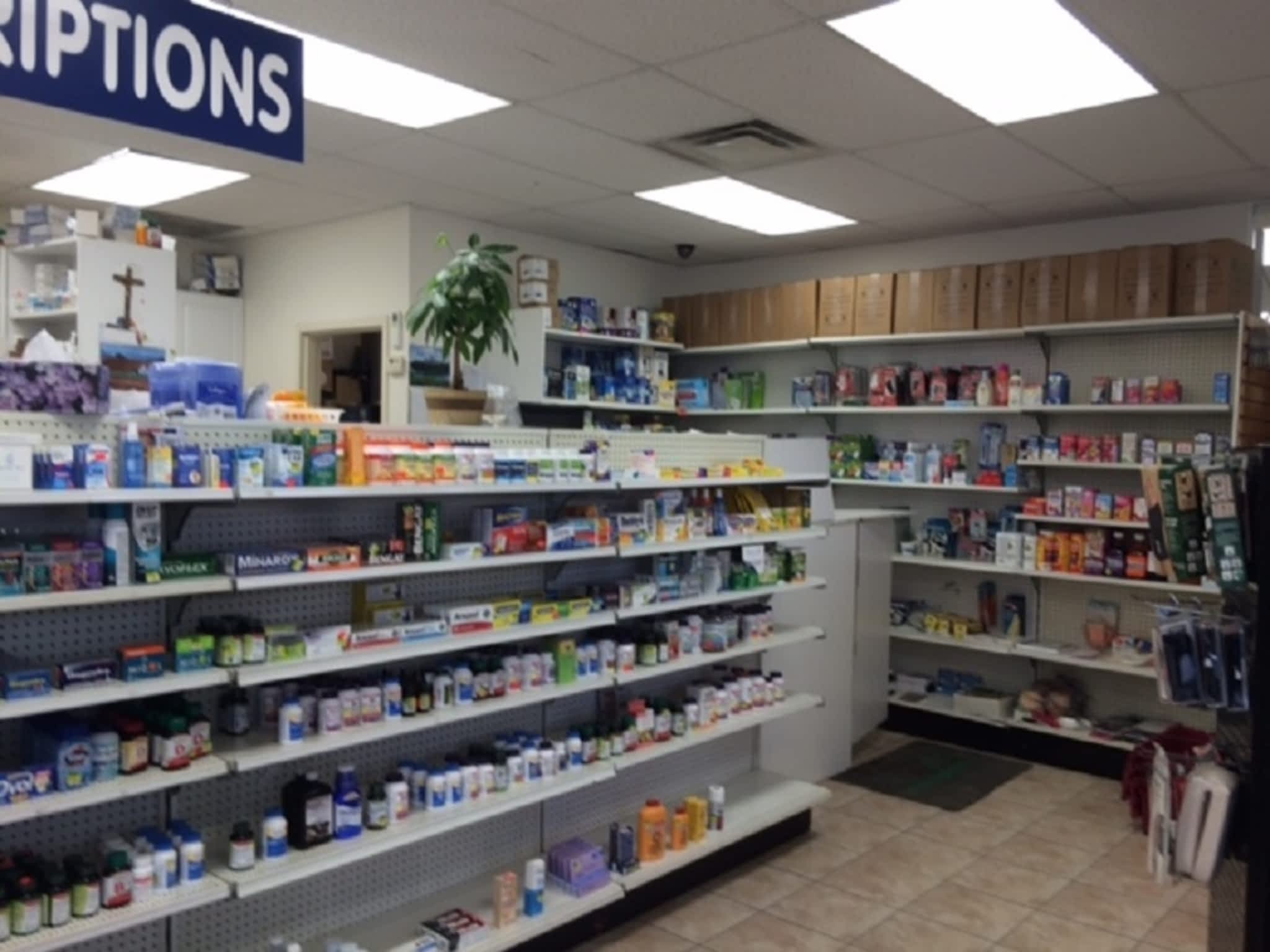 photo Danforth Pharmacy