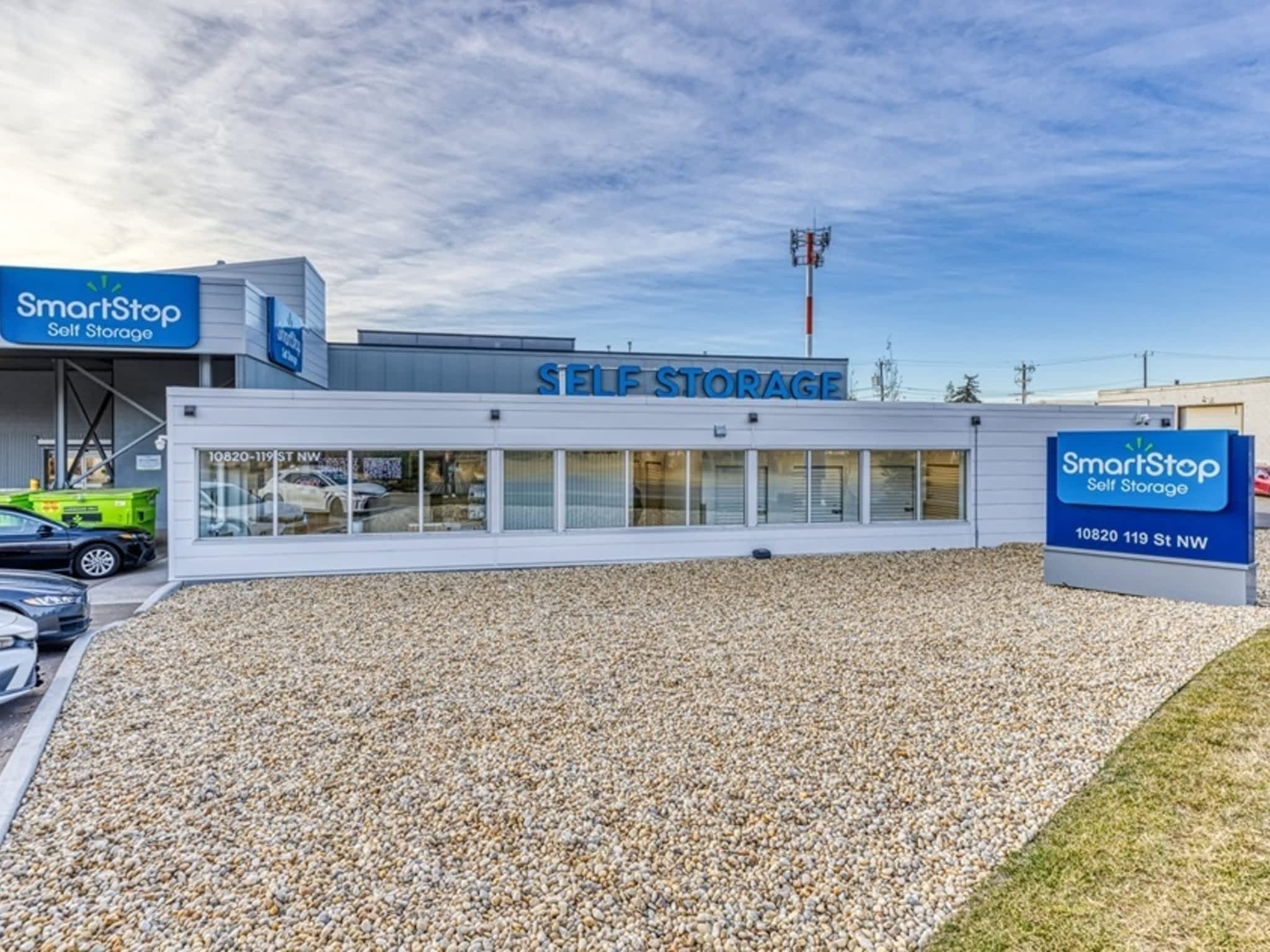 photo SmartStop Self Storage