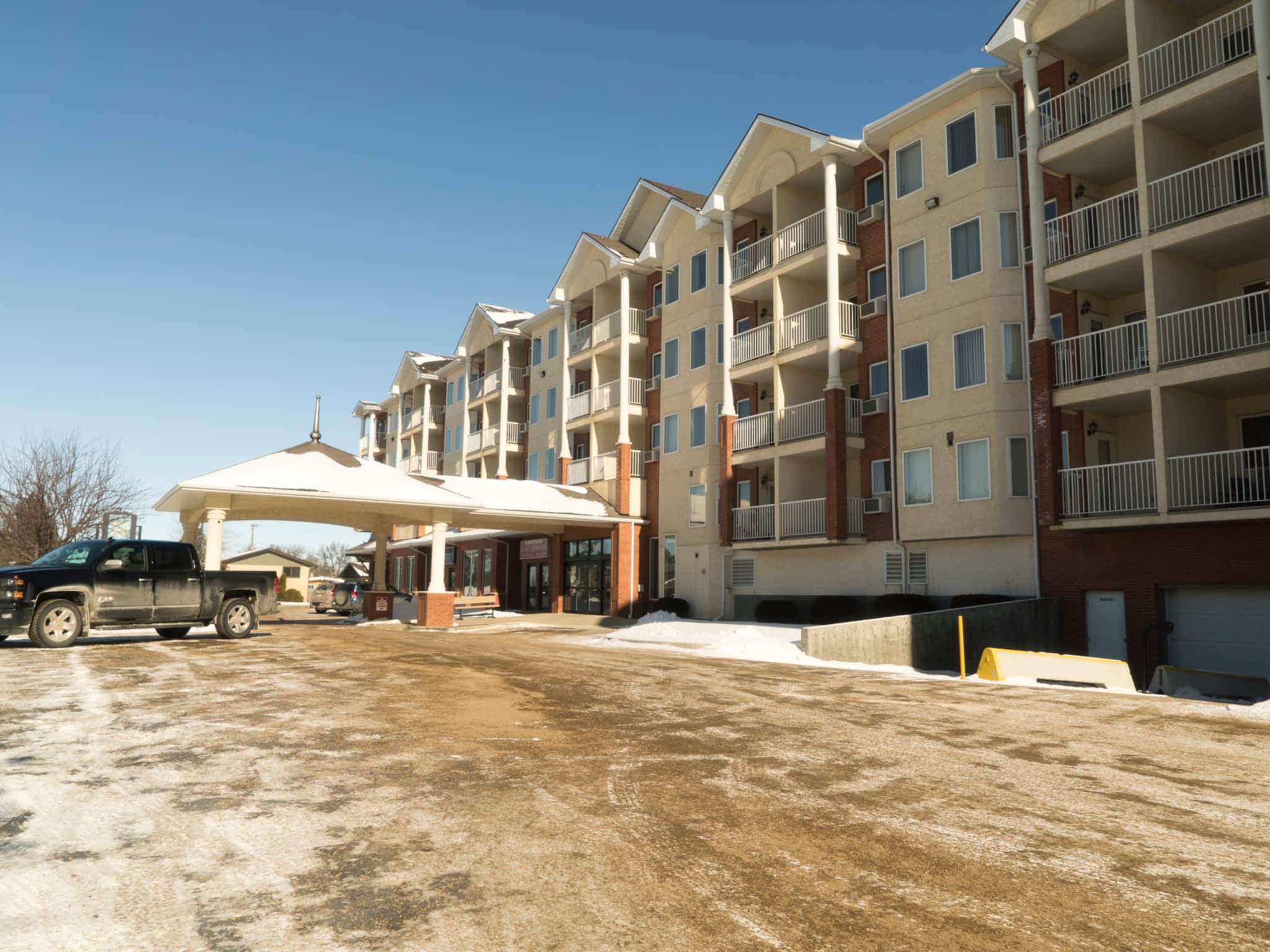 photo Chinook Village