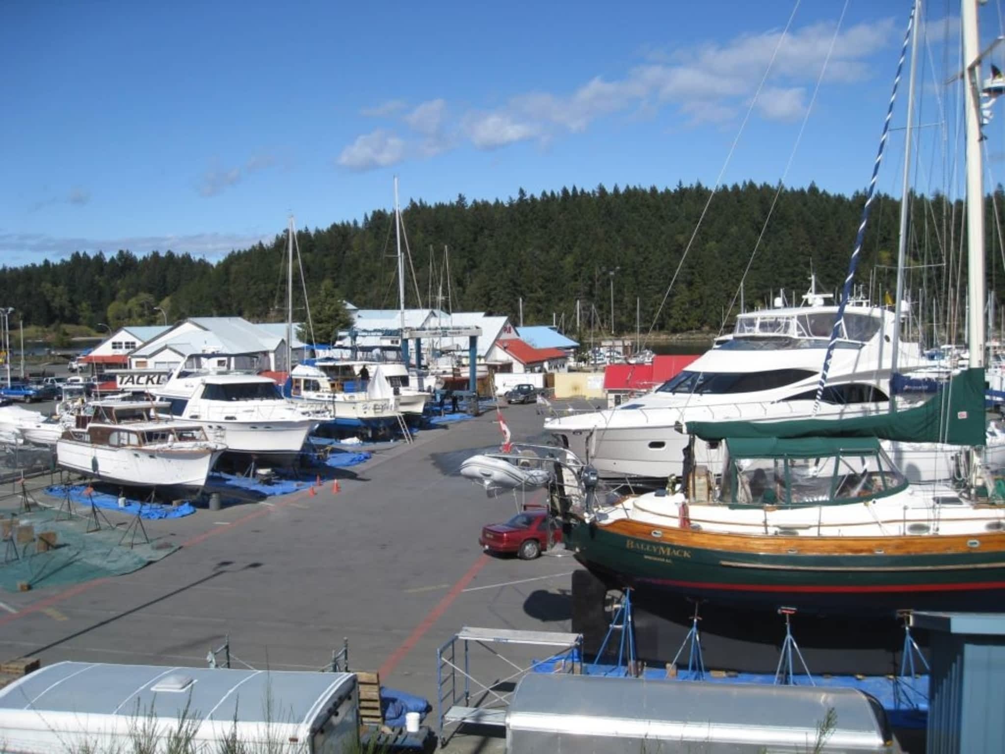photo Nanaimo Yacht Services
