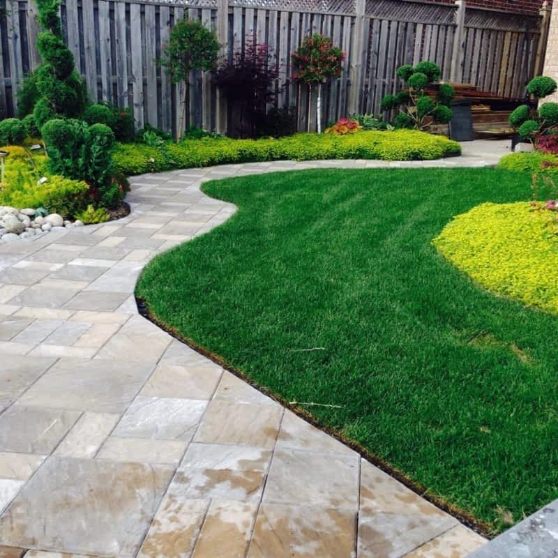 Ultimate Niagara Landscaping - Niagara Falls, ON - 6855 ...