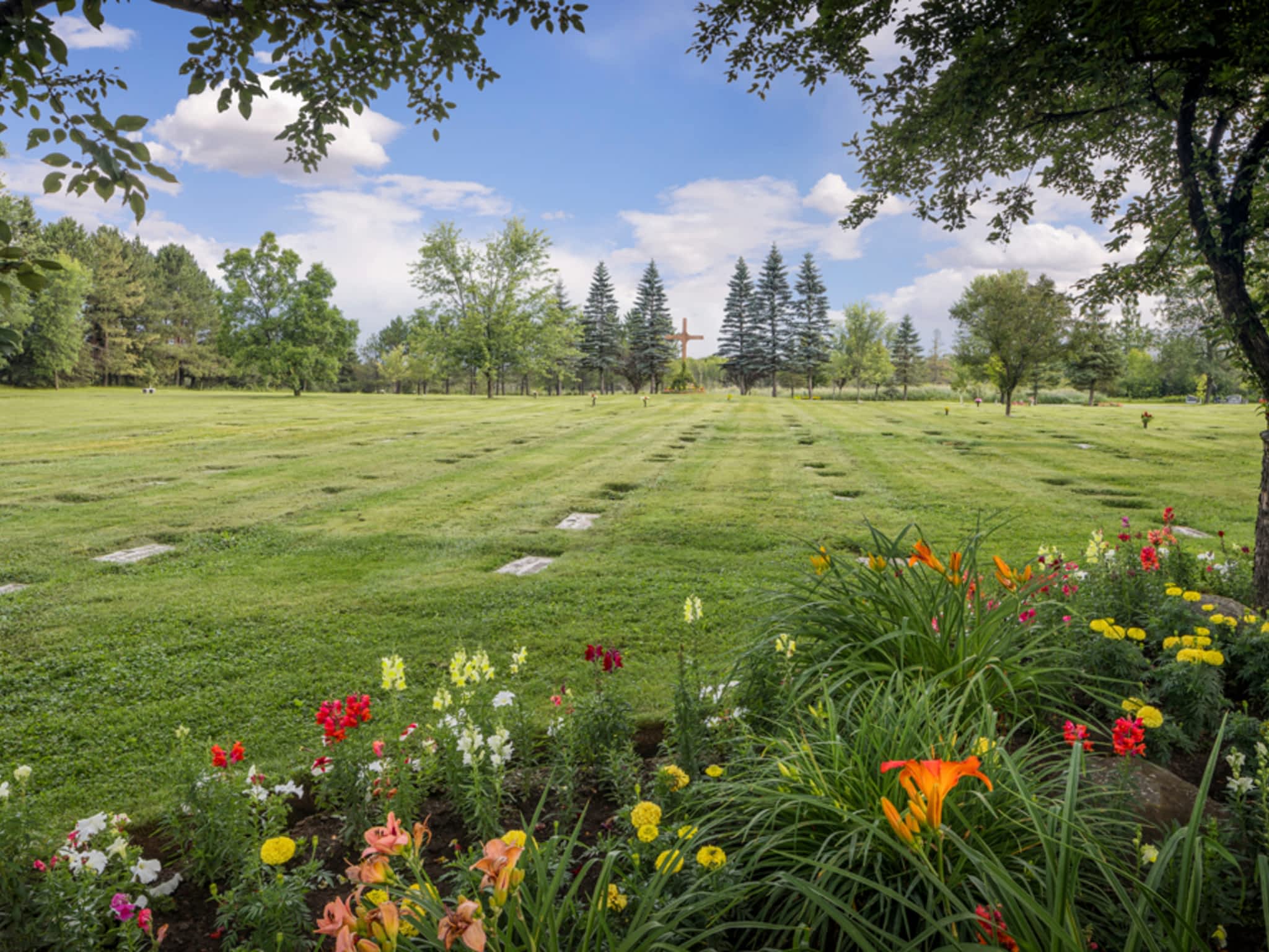 photo Sunset Memorial Gardens