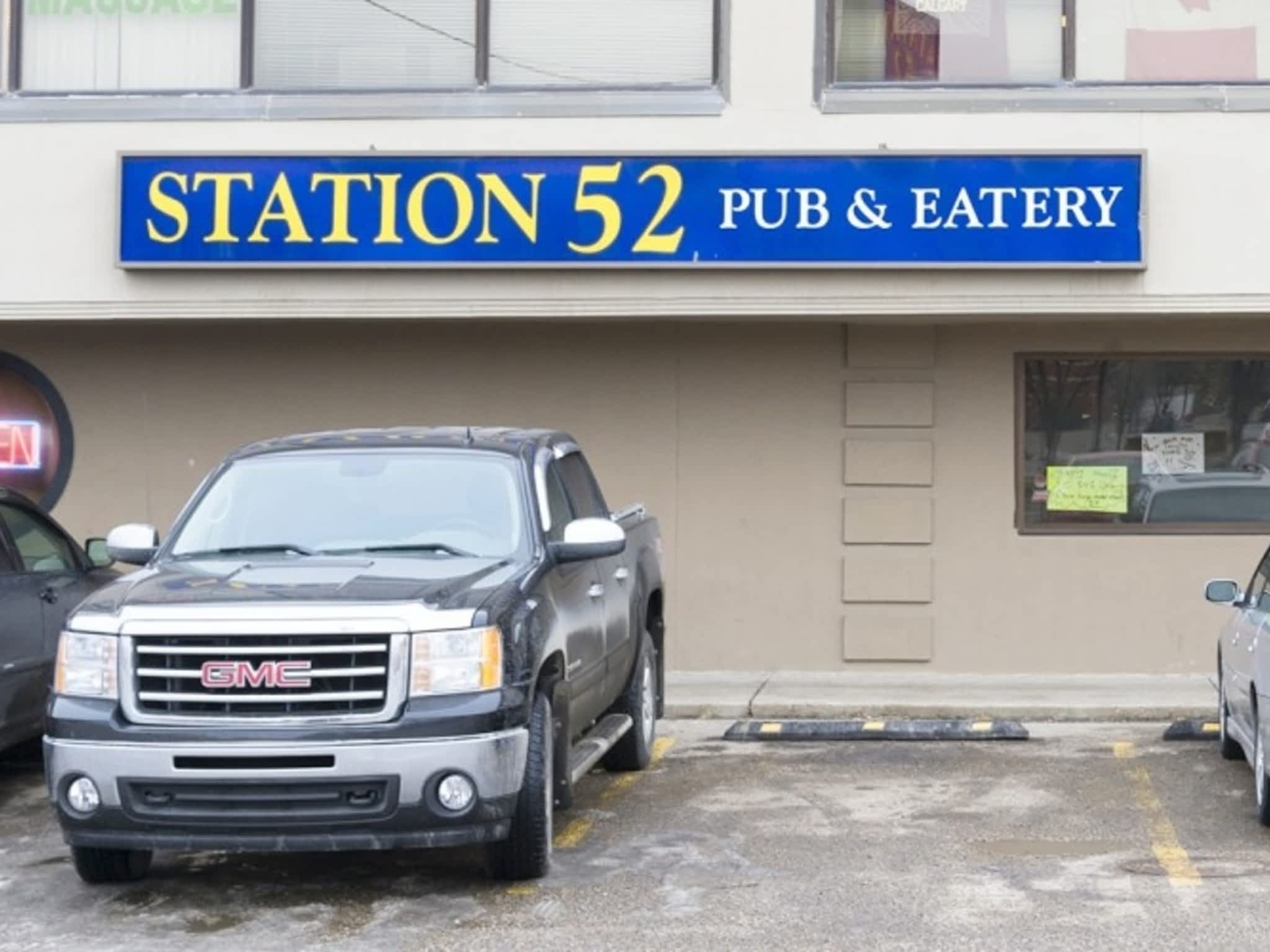 photo Station 52 Pub & Eatery