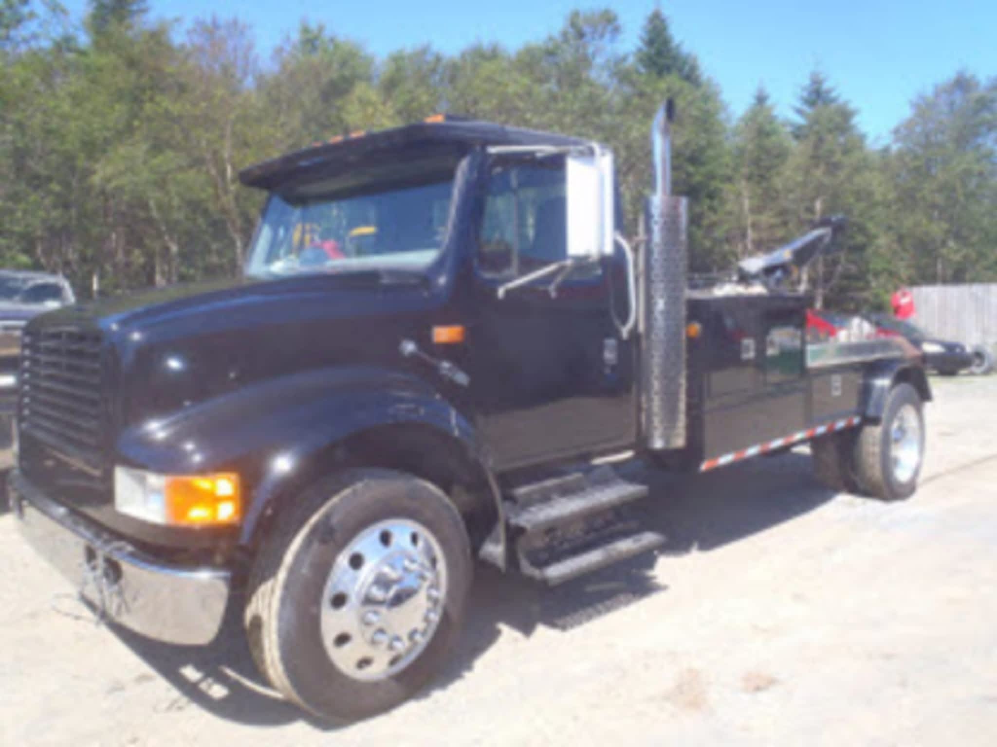 photo R&D Towing