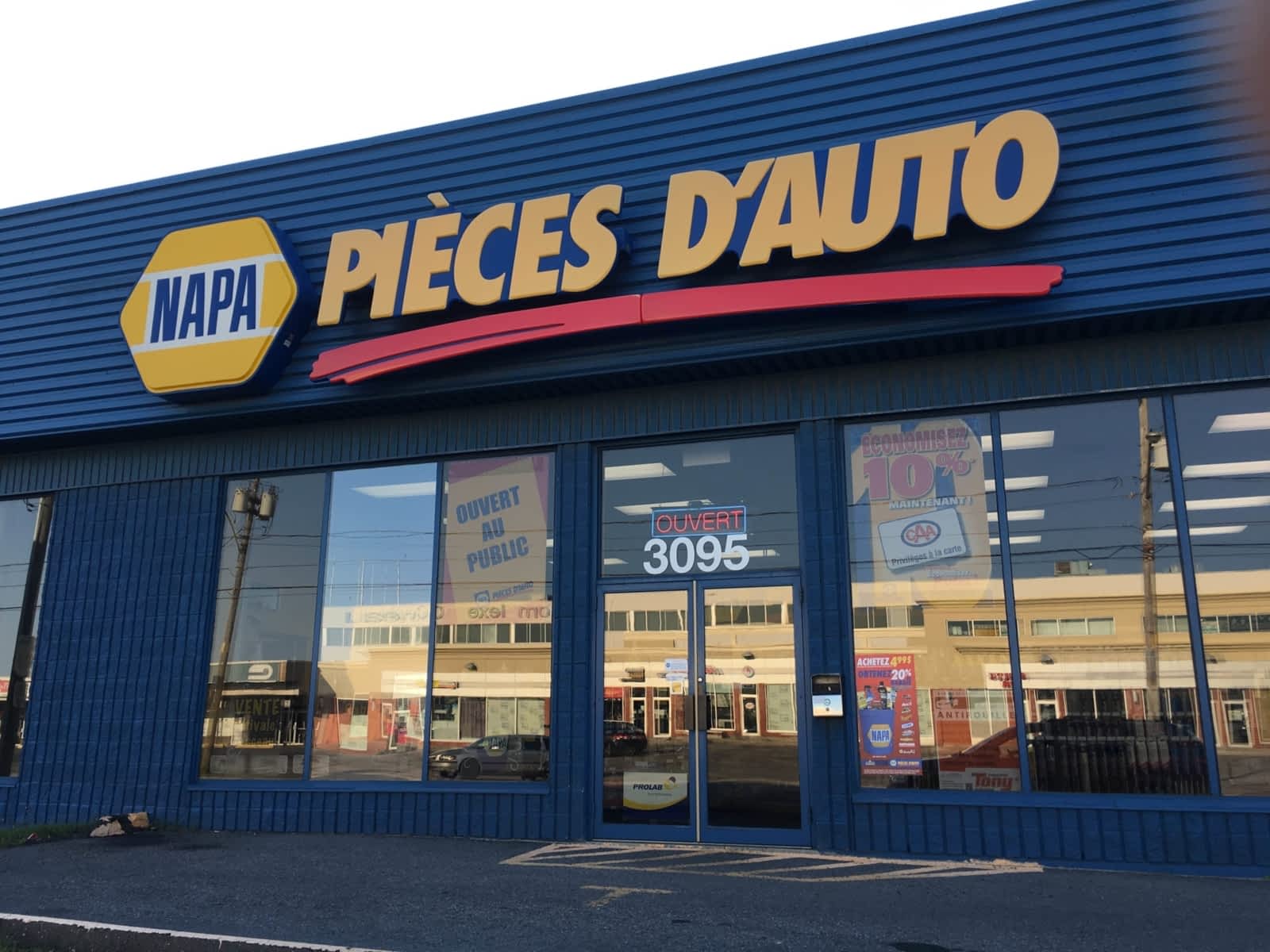 NAPA Pièces d'Autos 3095, Montée SaintHubert, SaintHubert, QC