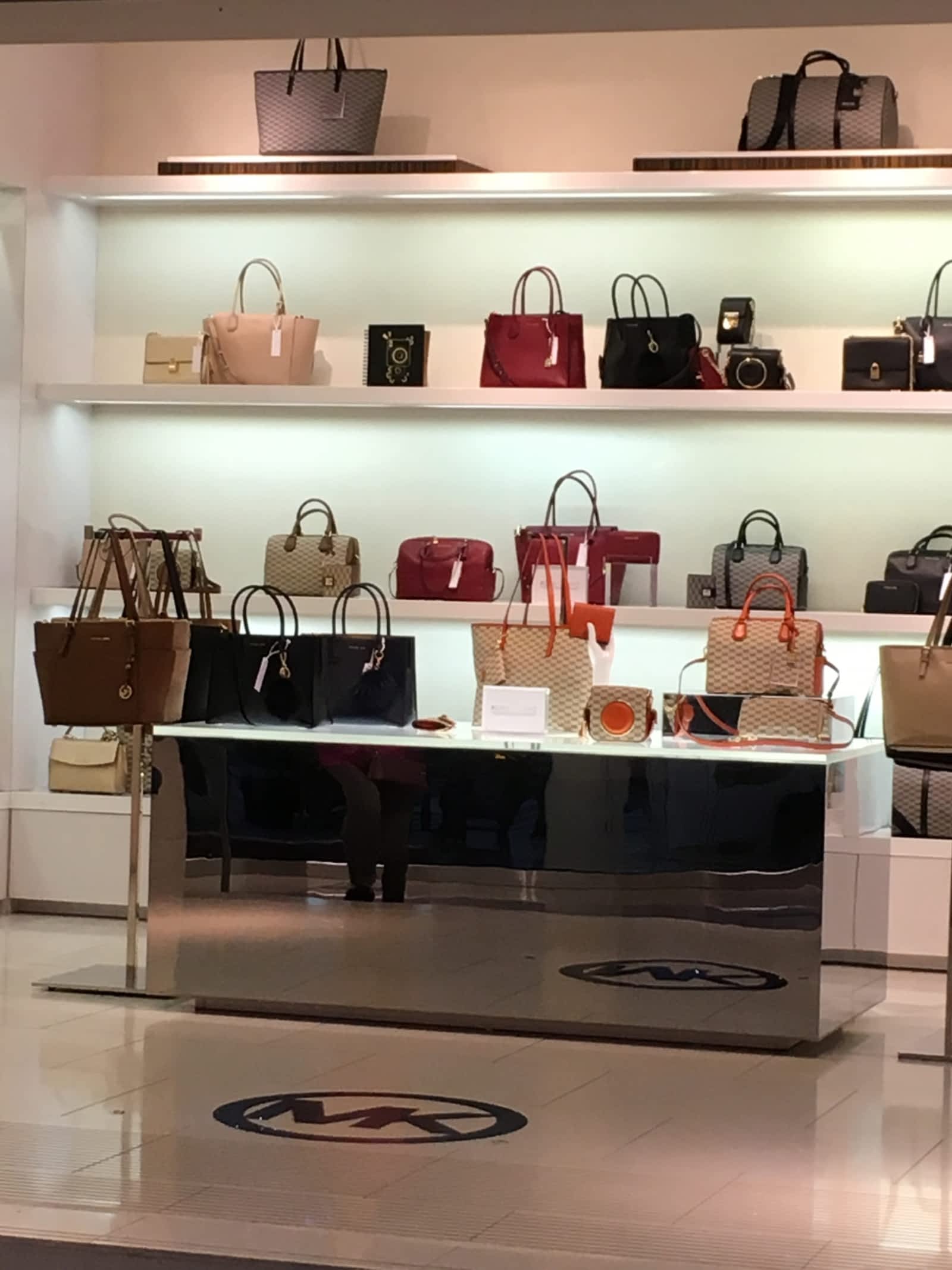 Michael kors best sale outlet vancouver