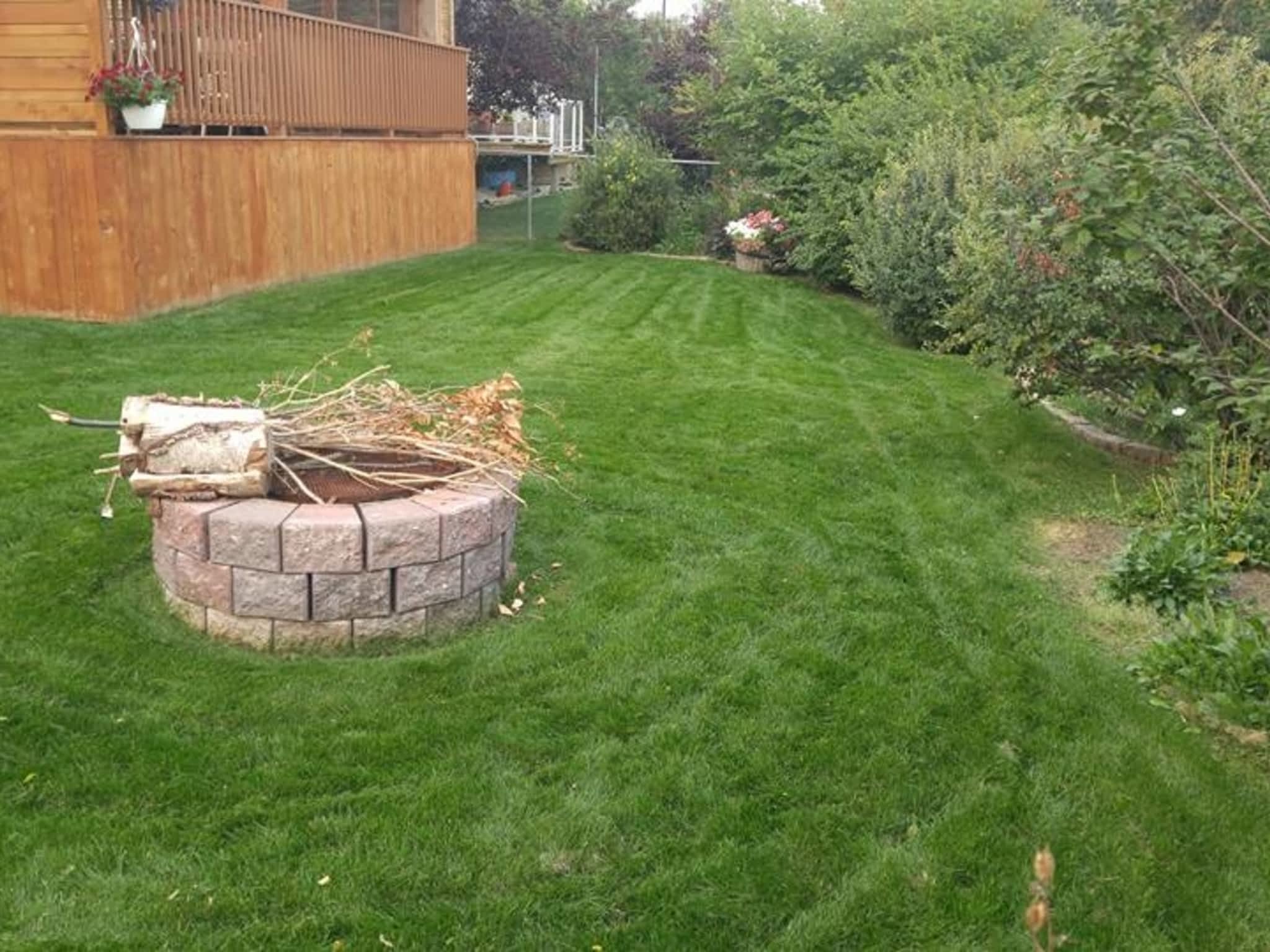 photo Airdrie Lawn & Landscaping