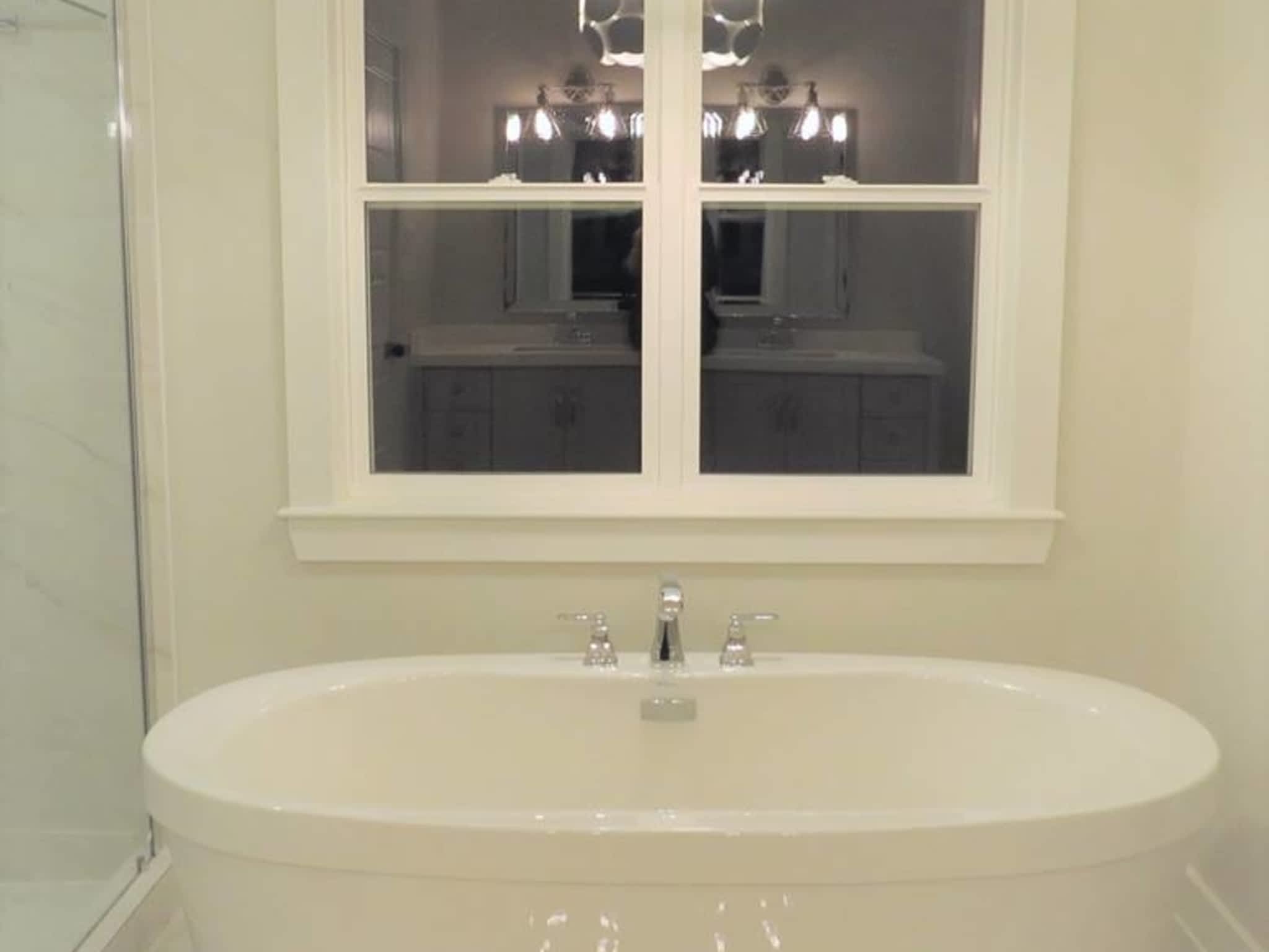 photo Queen Construction Ltd