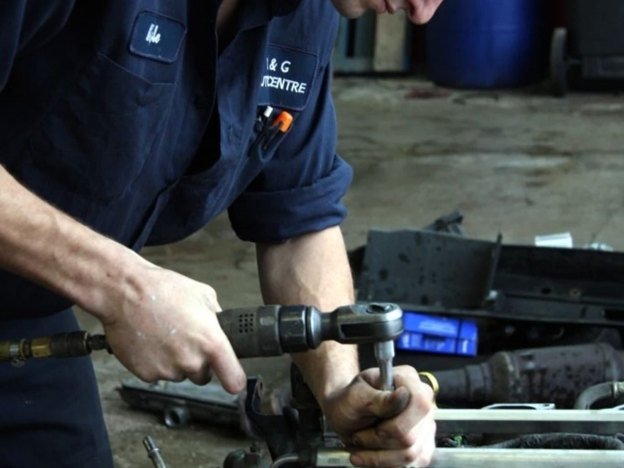 photo R & G Auto Center