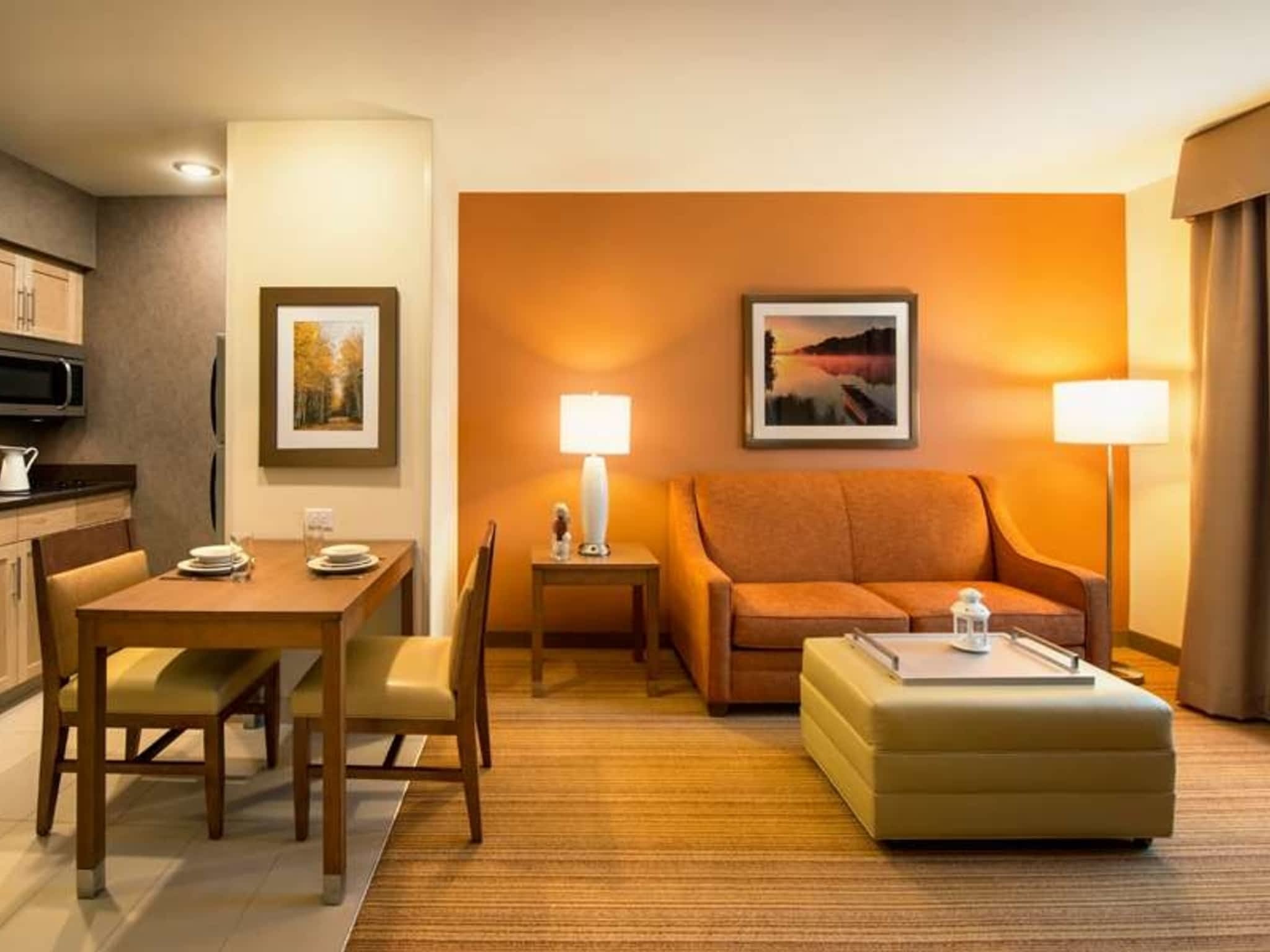 photo Homewood Suites by Hilton Winnipeg Airport-Polo Park