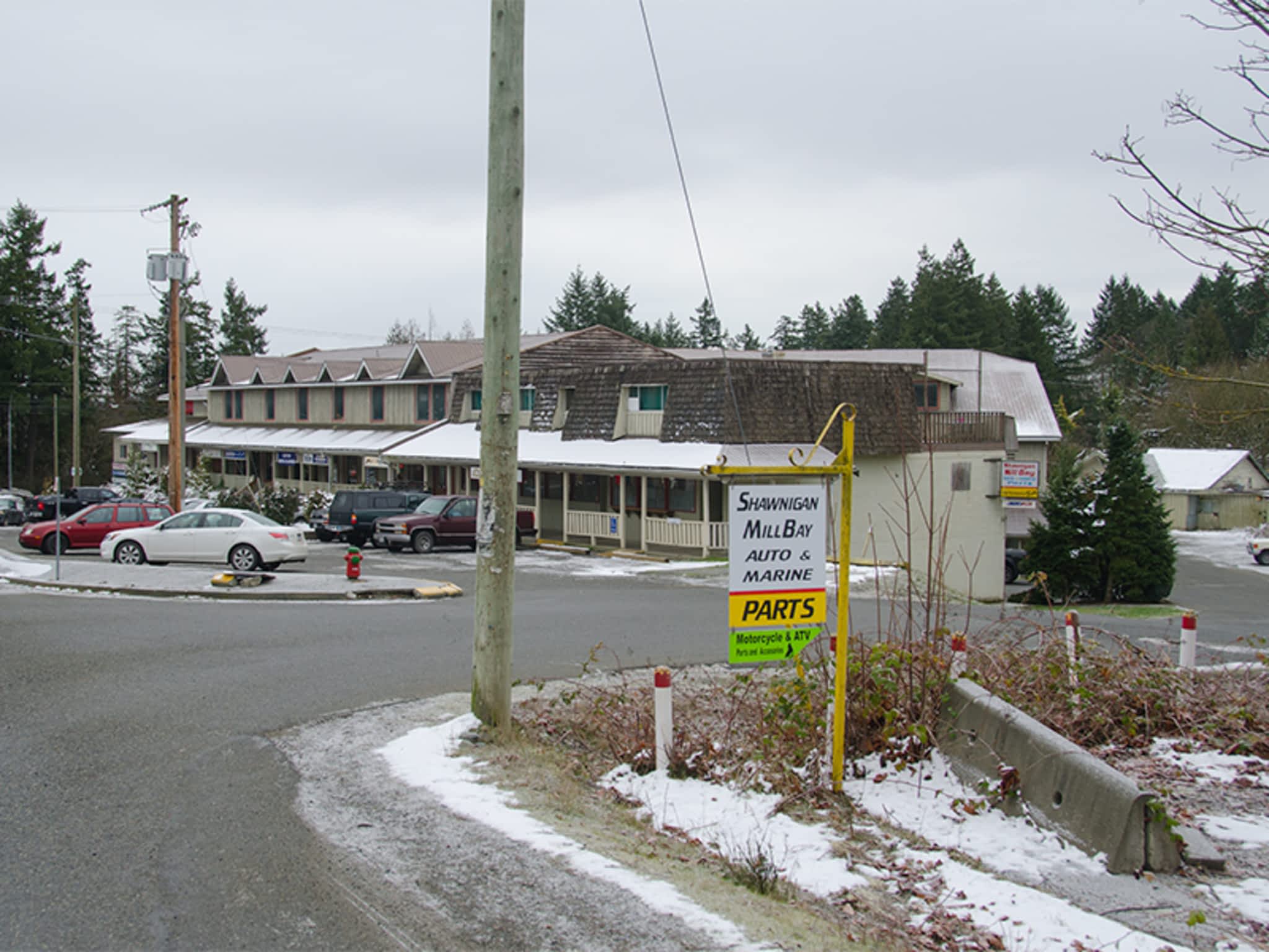 photo Shawnigan Mill Bay Auto Parts (1992) Ltd/Auto Plus