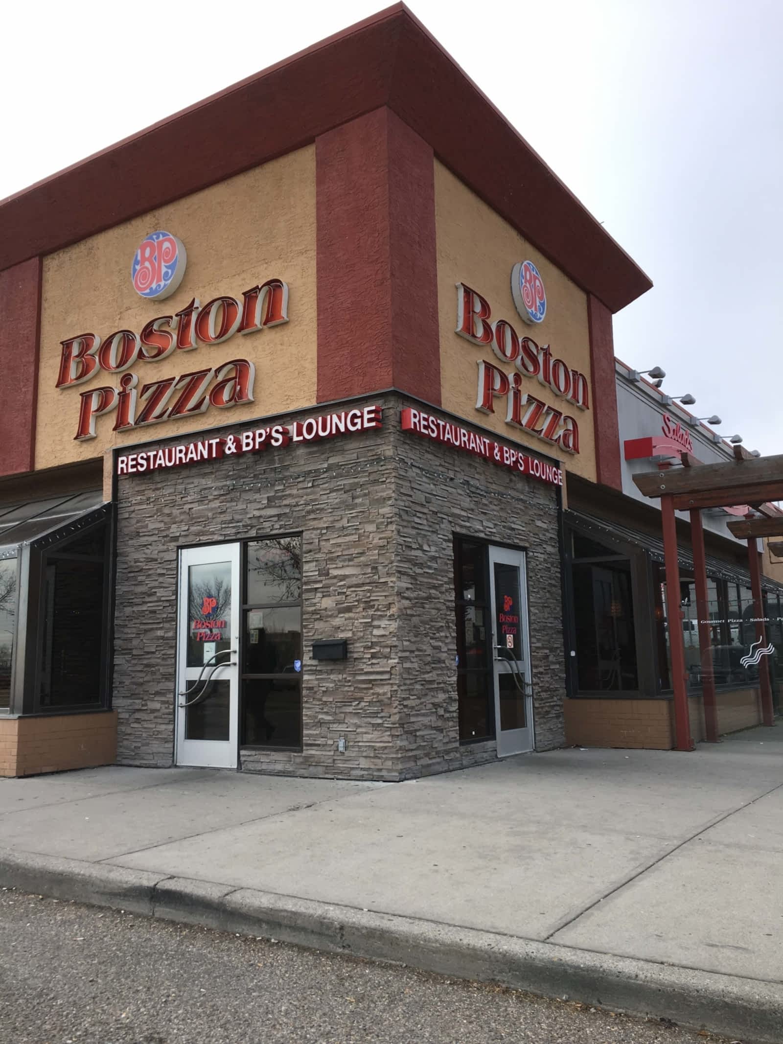 Boston Pizza - Opening Hours - 2767 32 Ave NE, Calgary, AB