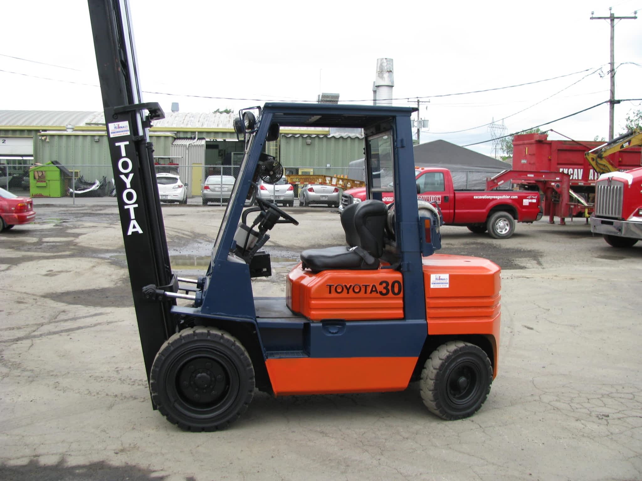 photo Multi Chariots Elévateurs / Multi-lifts