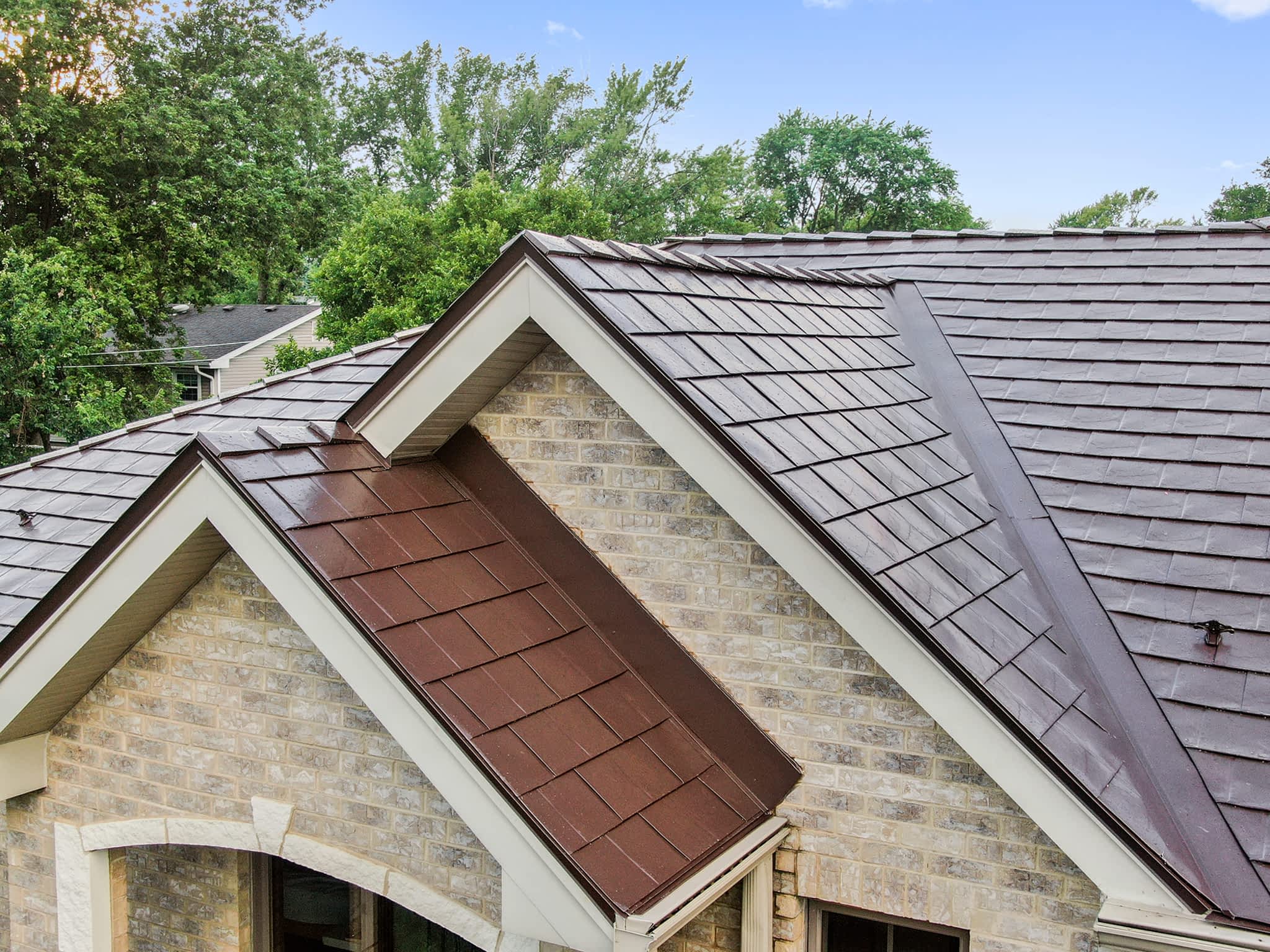 photo Interlock Metal Roofing - BC