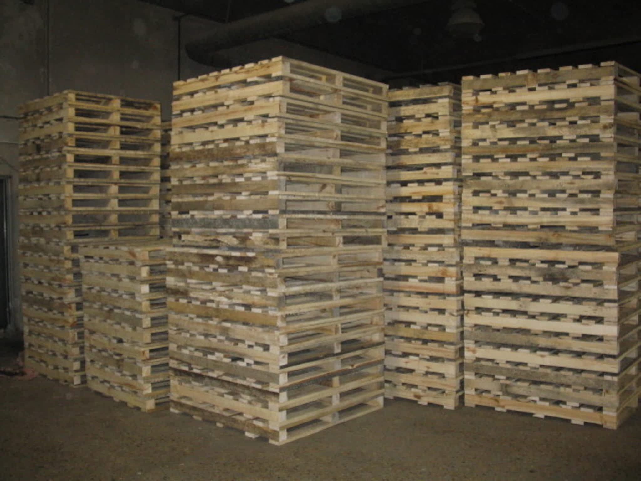 LE Wood Manufacturing & Lumber Sales Winnipeg, MB C2201 Logan Ave