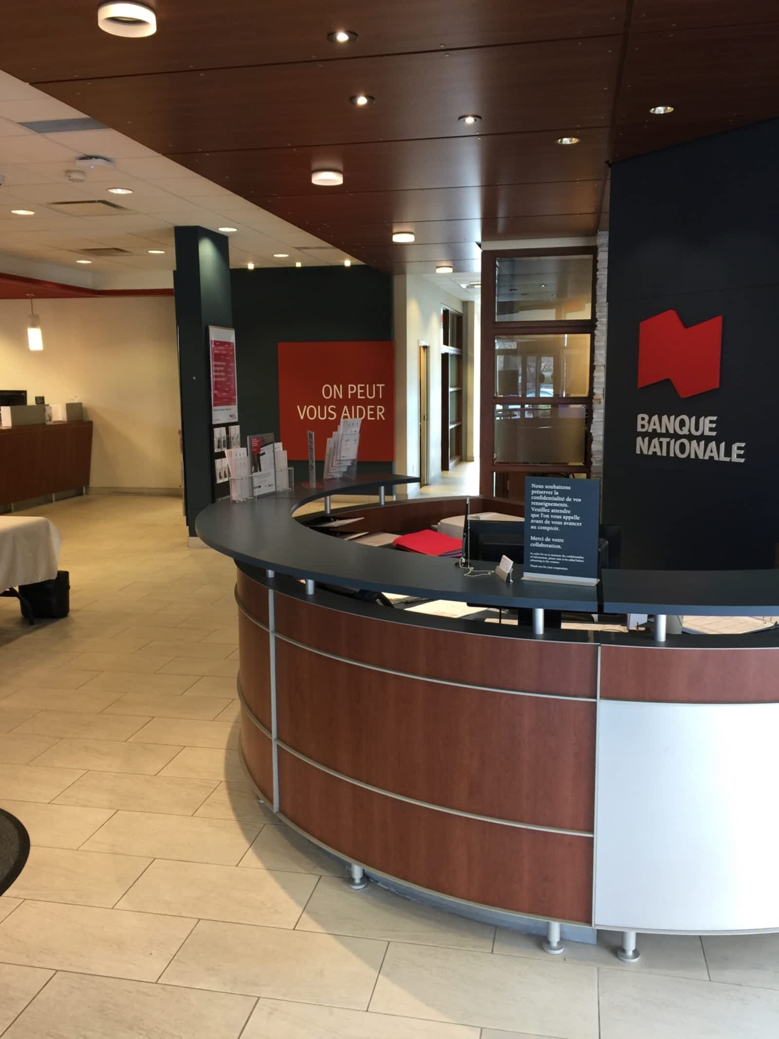 Banque Nationale 48, place du Commerce, Verdun, QC