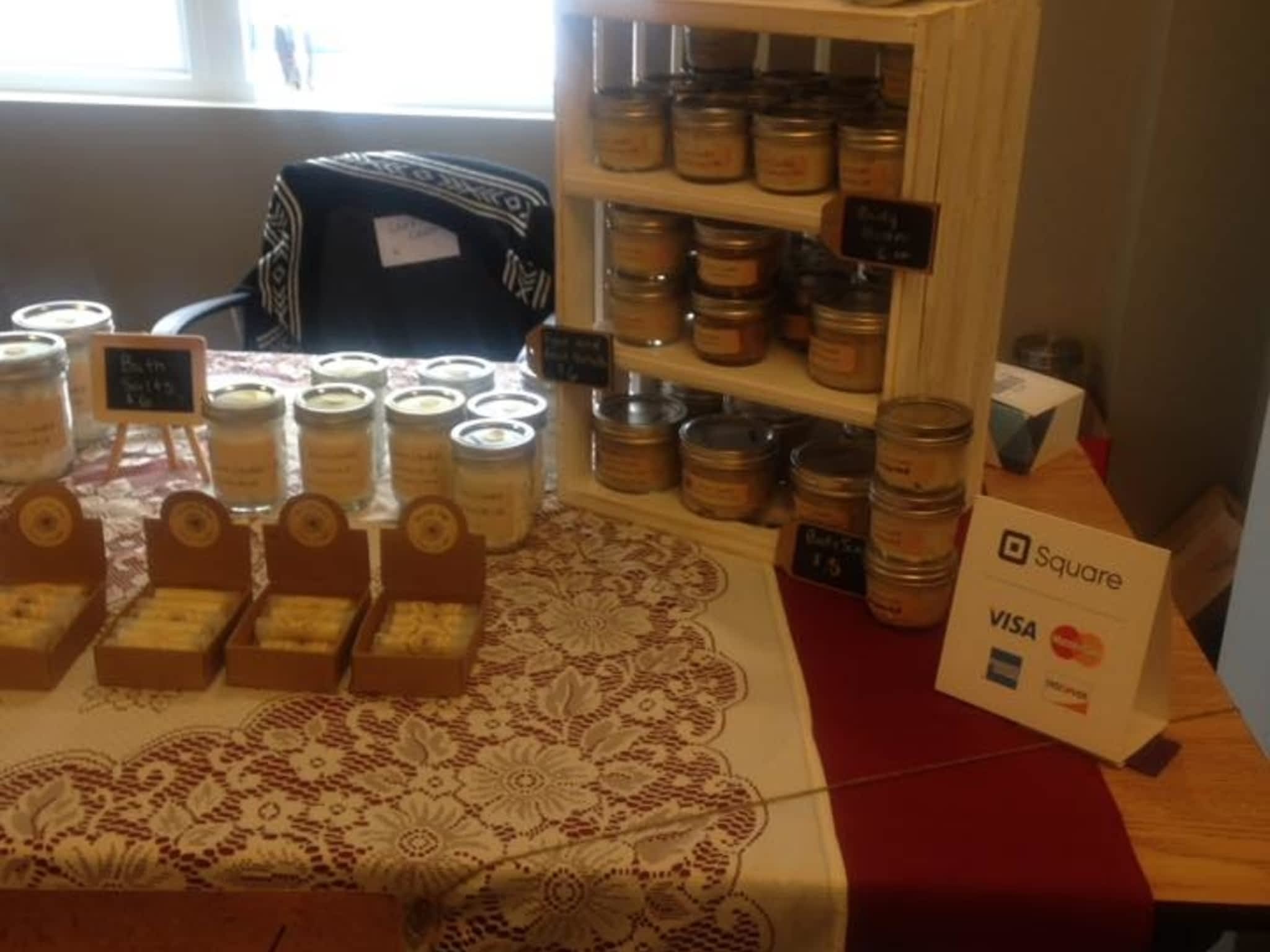 photo Laura's Essentials