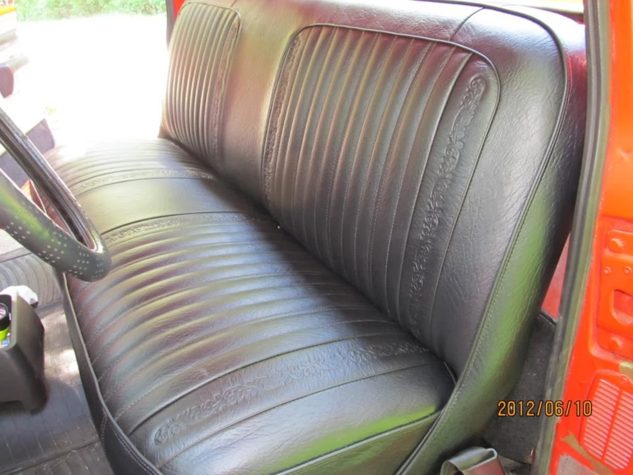 photo Merv's Upholstery