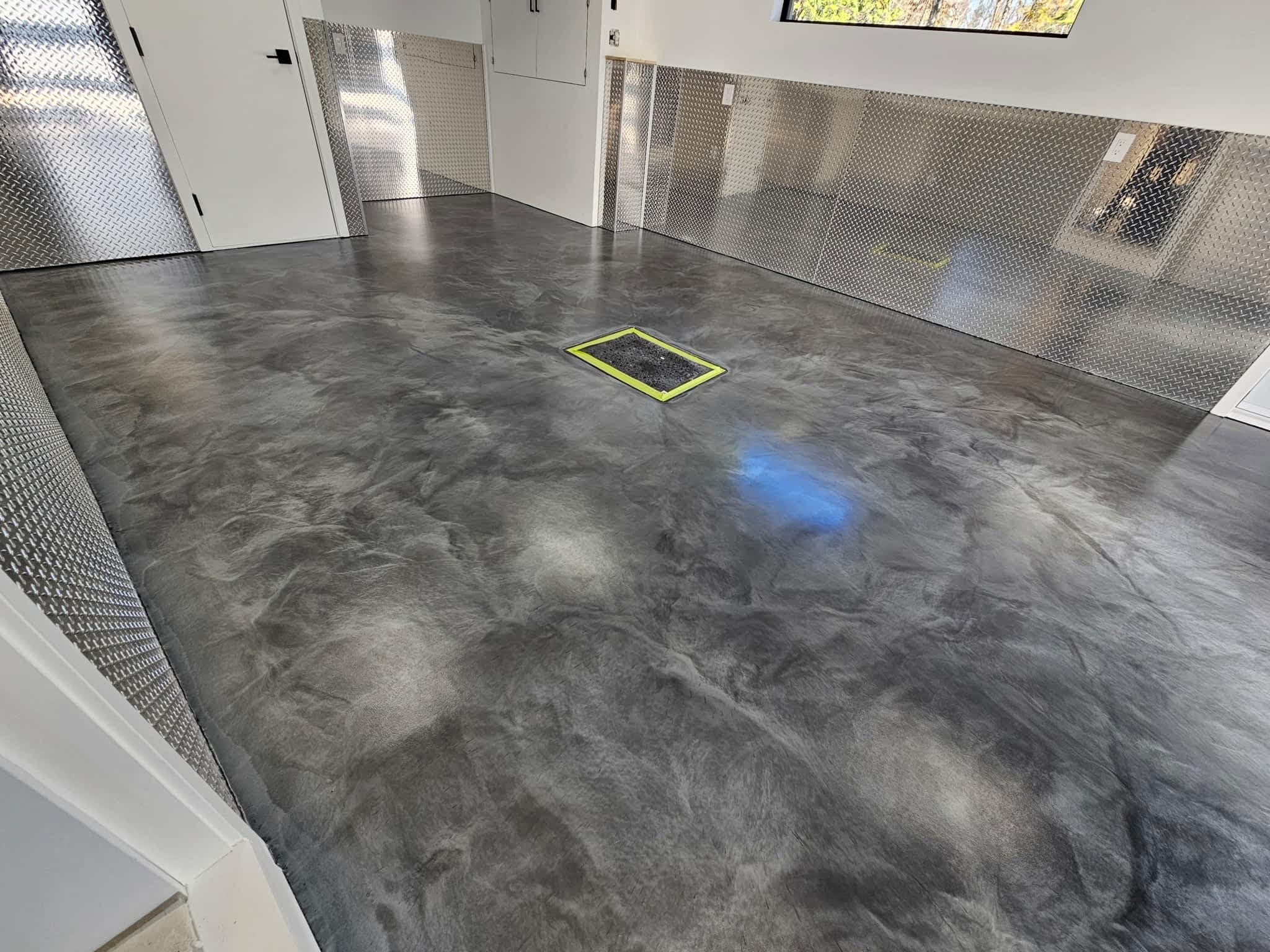 photo Finition Époxy Philippe Rioux | Plancher Époxy