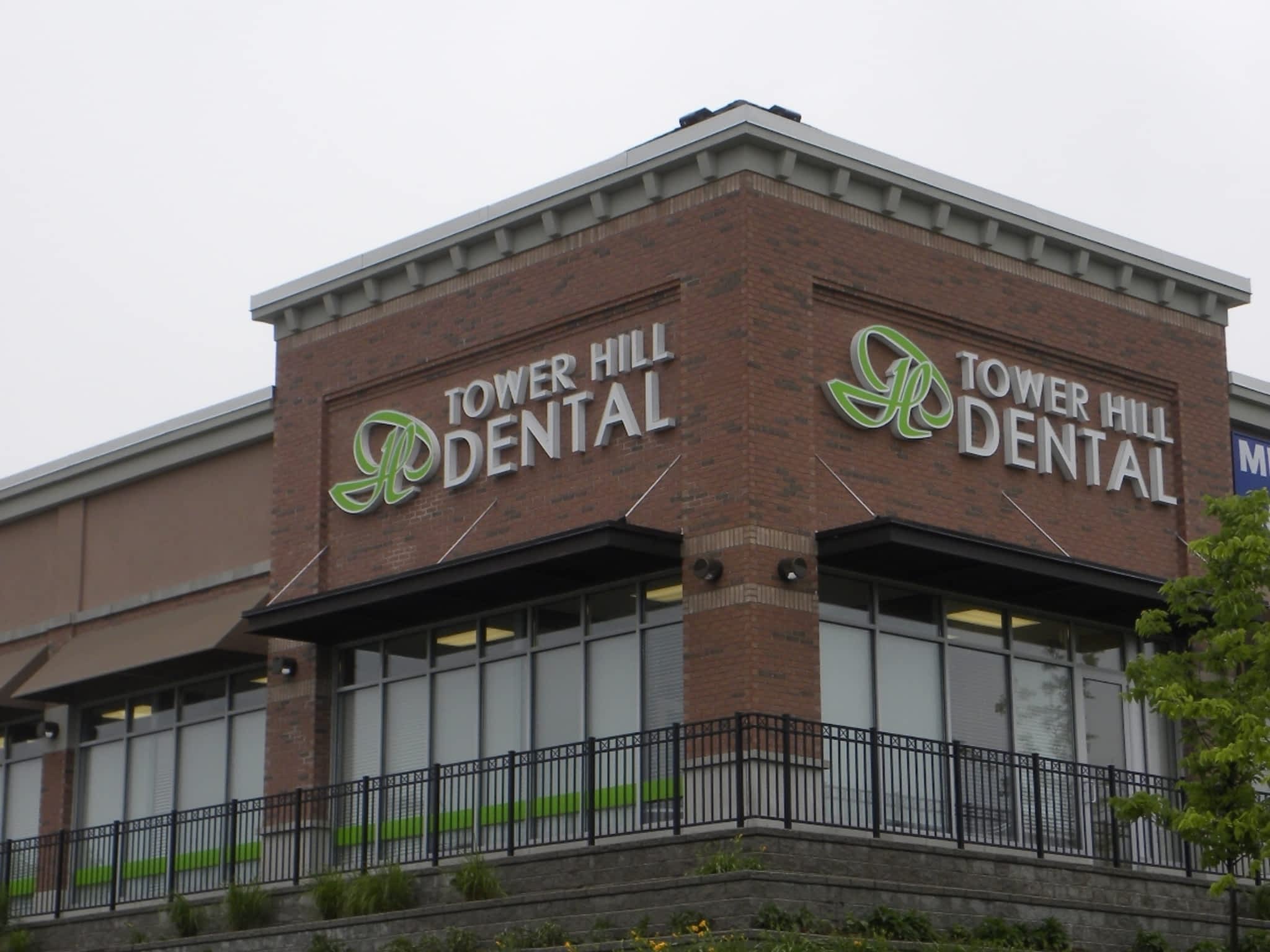 photo Tower Hill Dental