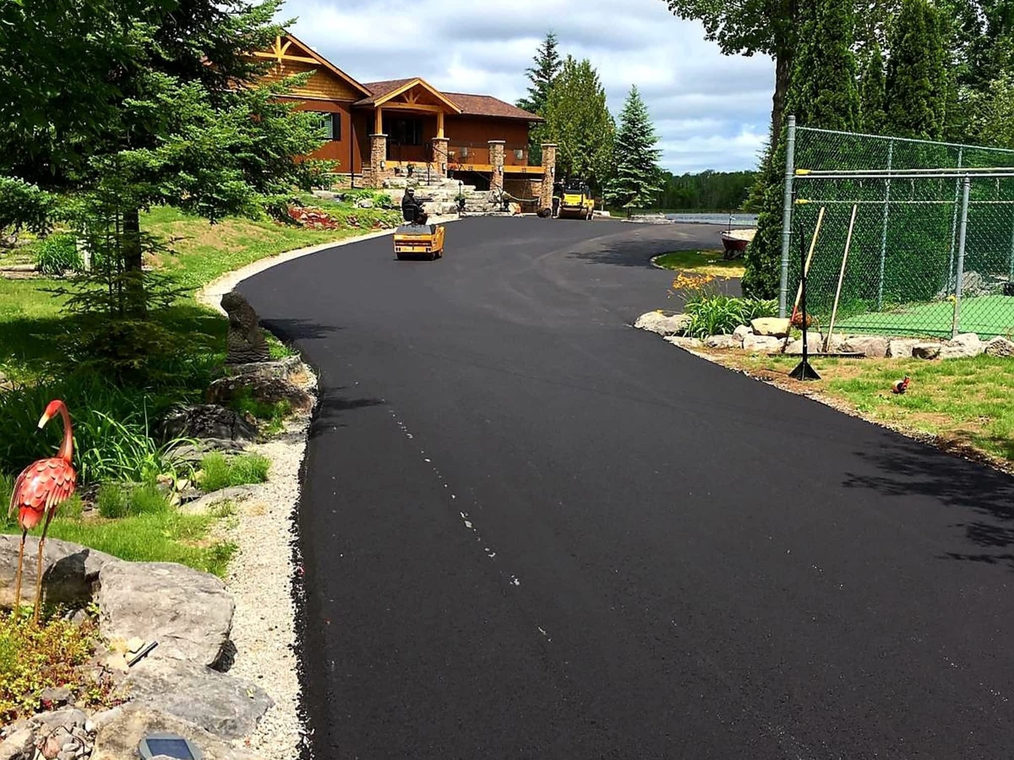 photo Van de Bor Paving Ltd