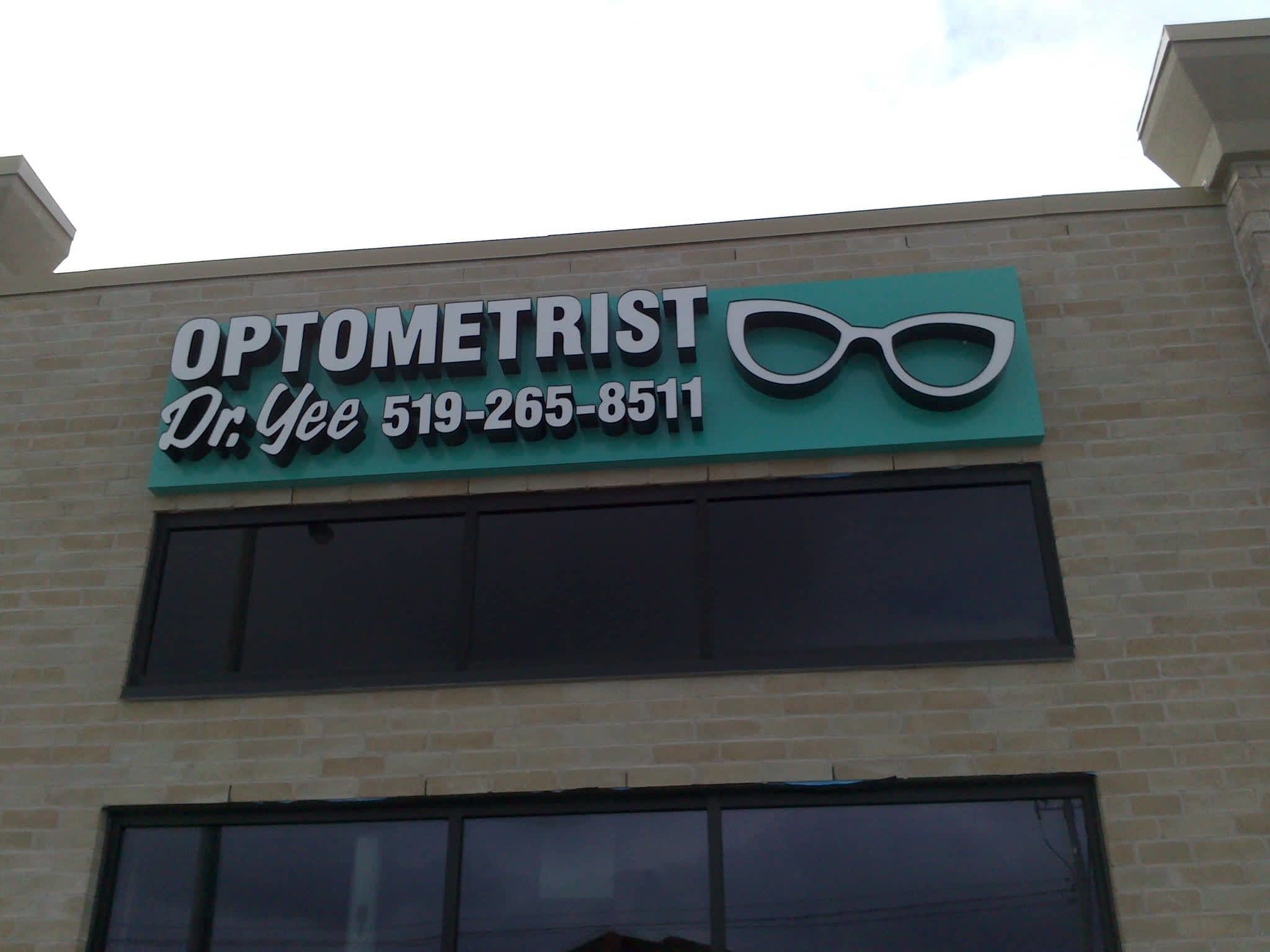 photo Dr Yee & Associates Optometrist