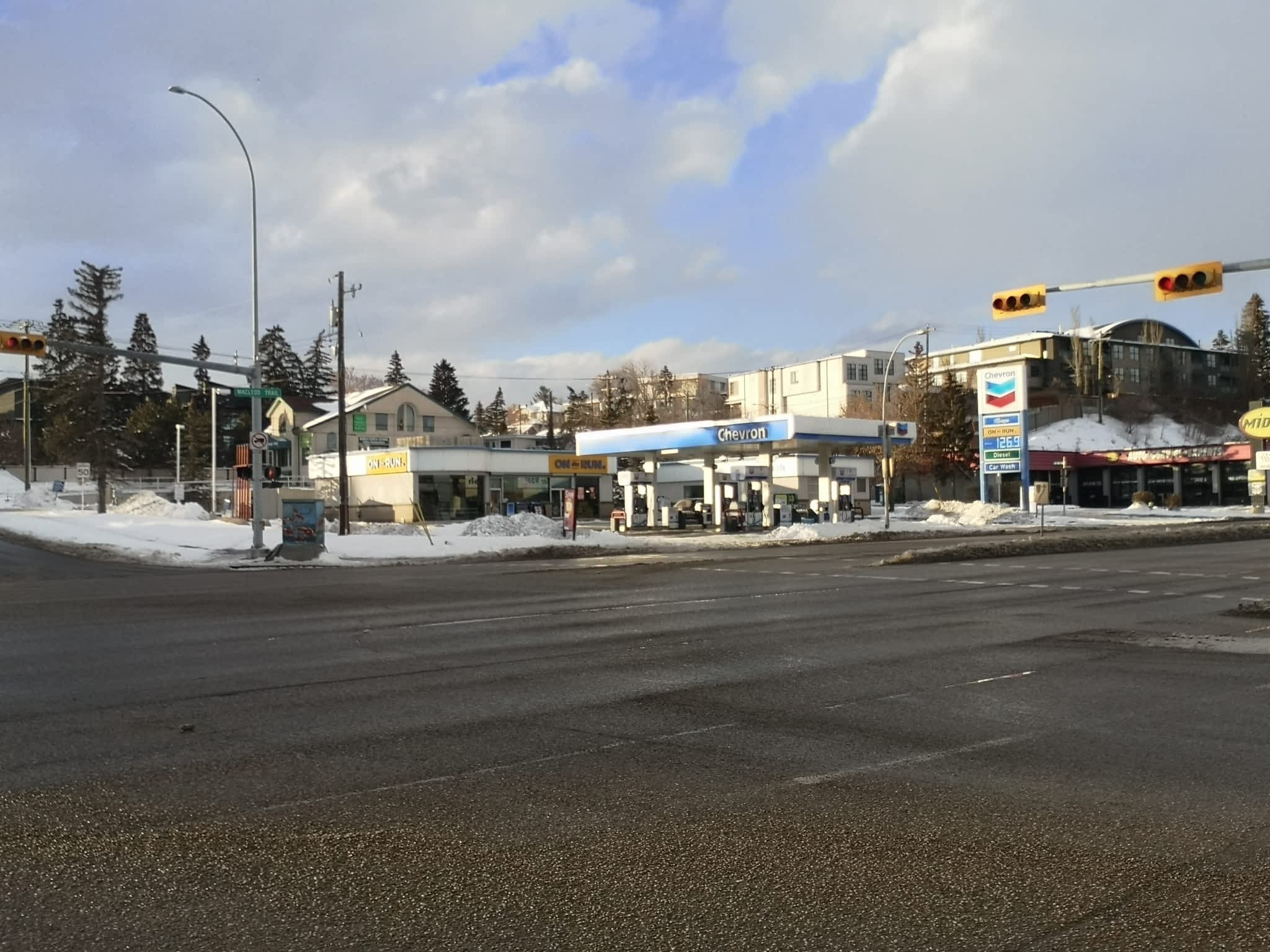 photo Chevron - Gas Station