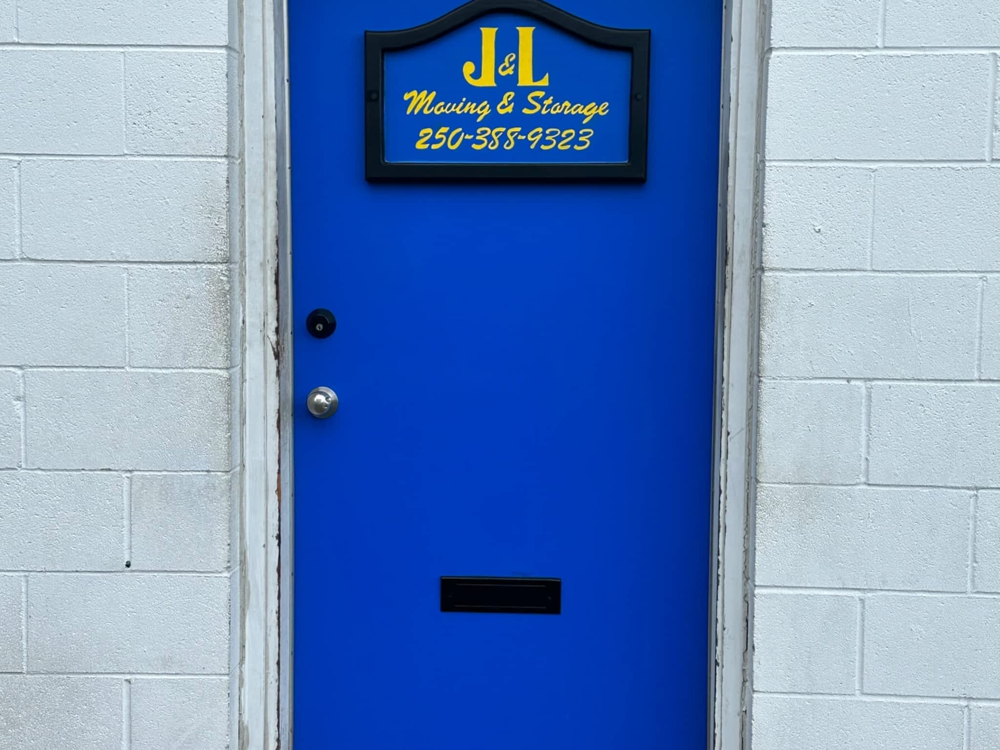 photo J & L Moving & Storage Ltd