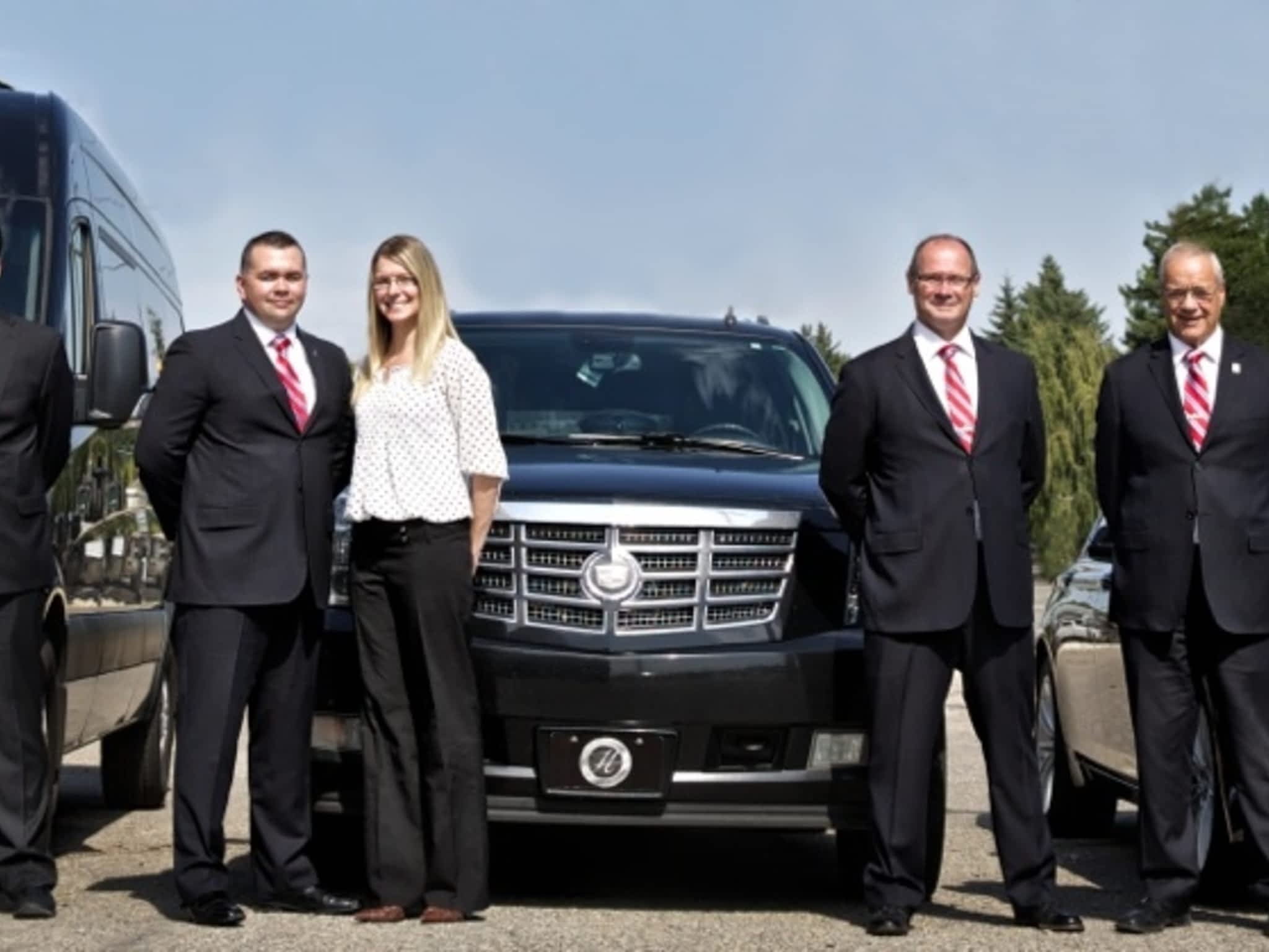 photo Alberta Limousine Service