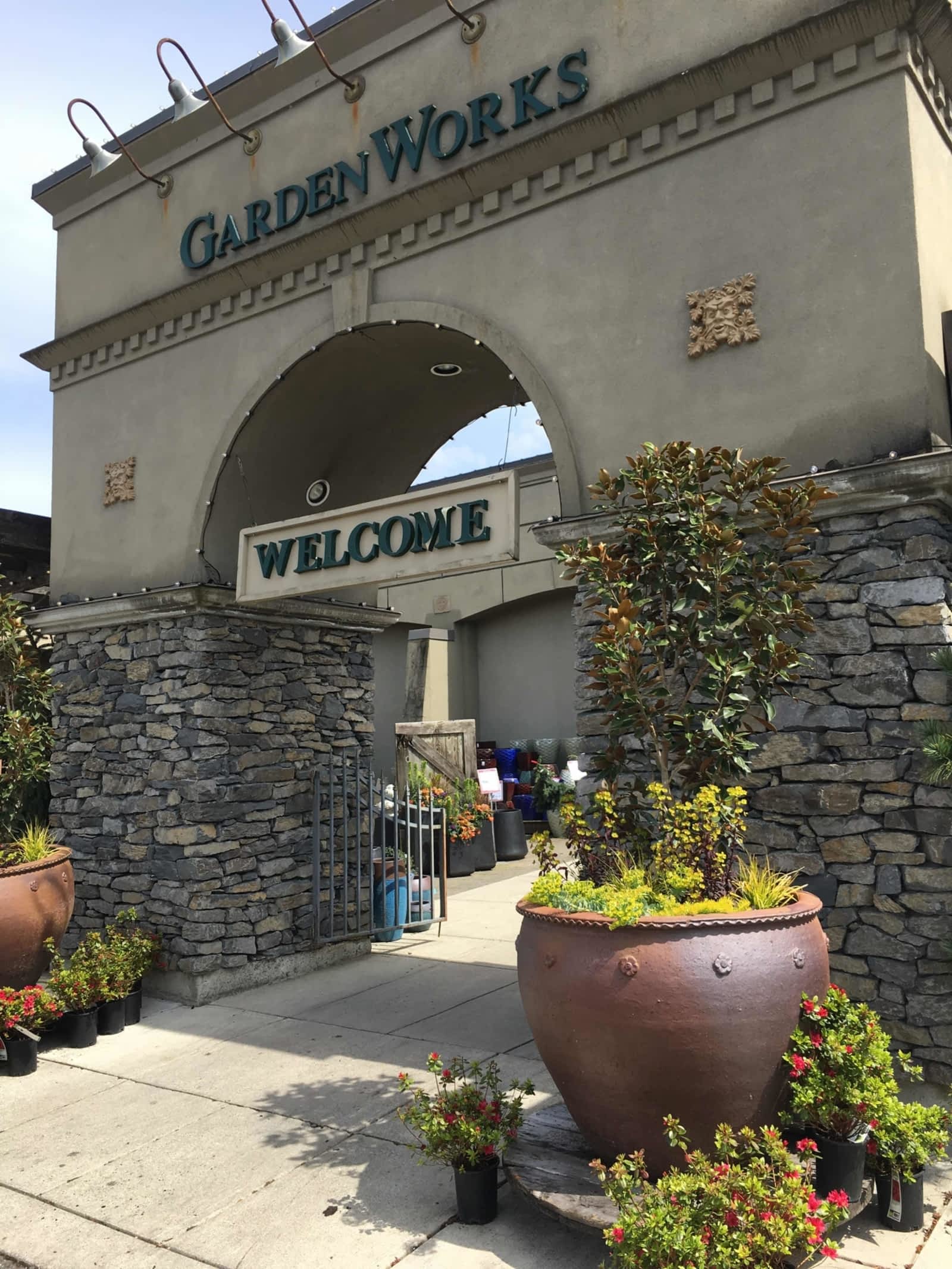 GardenWorks 6250 Lougheed Hwy, Burnaby, BC